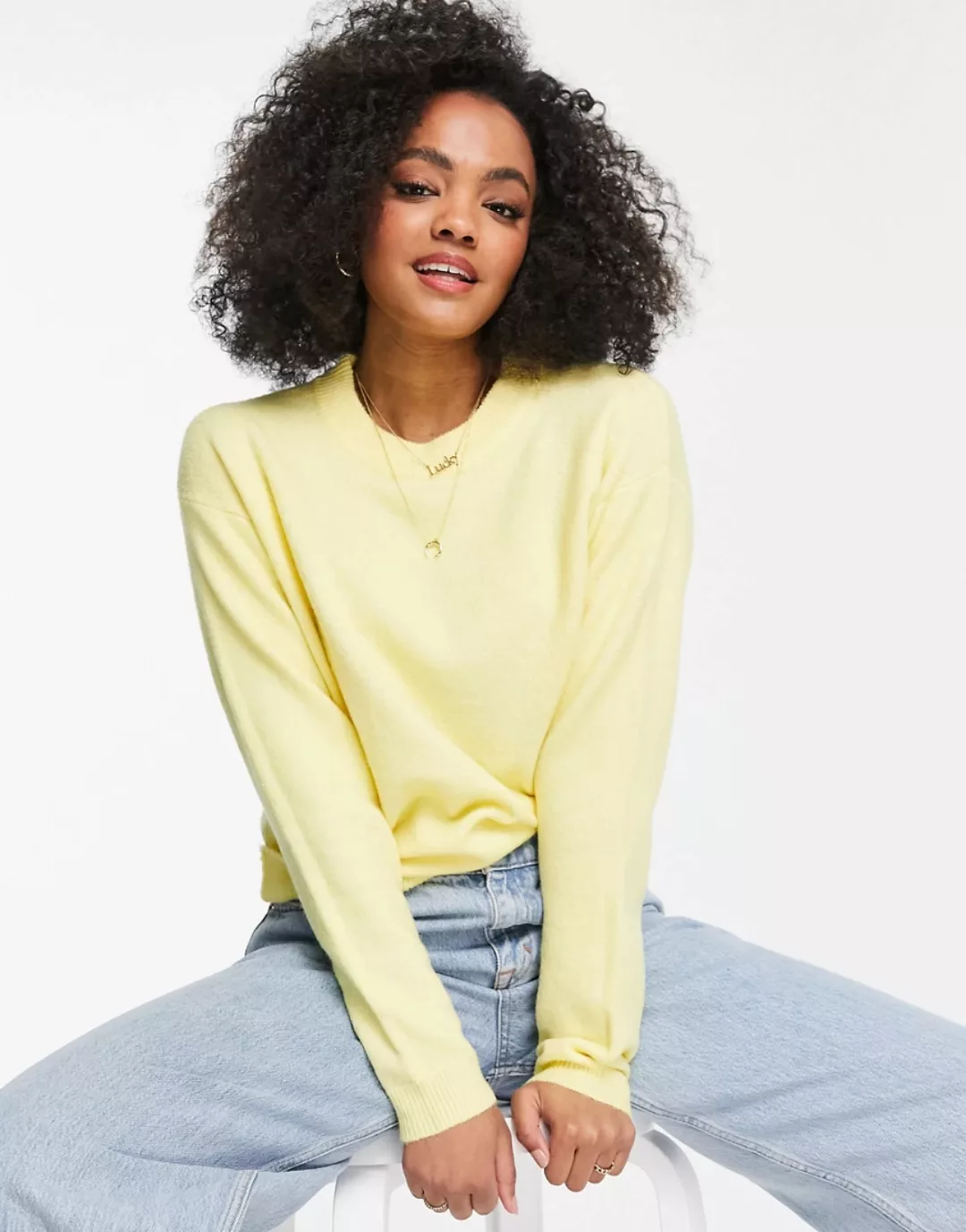 ASOS DESIGN – Gelber Oversize-Pullover mit Rundhalsausschnitt günstig online kaufen
