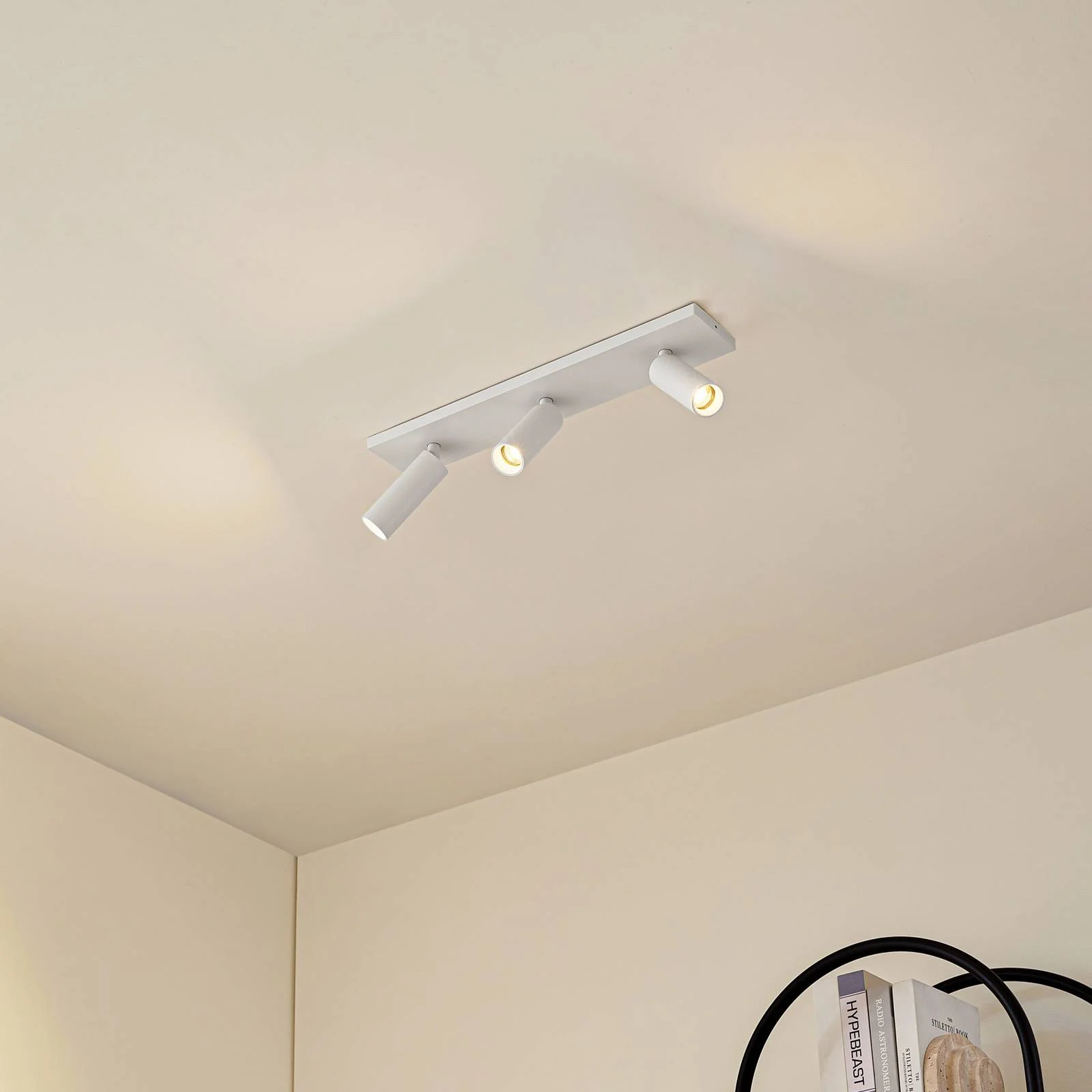 Arcchio Deckenstrahler Brinja Slim, weiß, 3-flg., GU10 MR11 günstig online kaufen