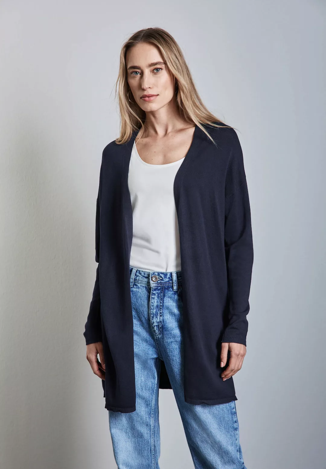 STREET ONE Strickjacke, aus softer Viskose günstig online kaufen