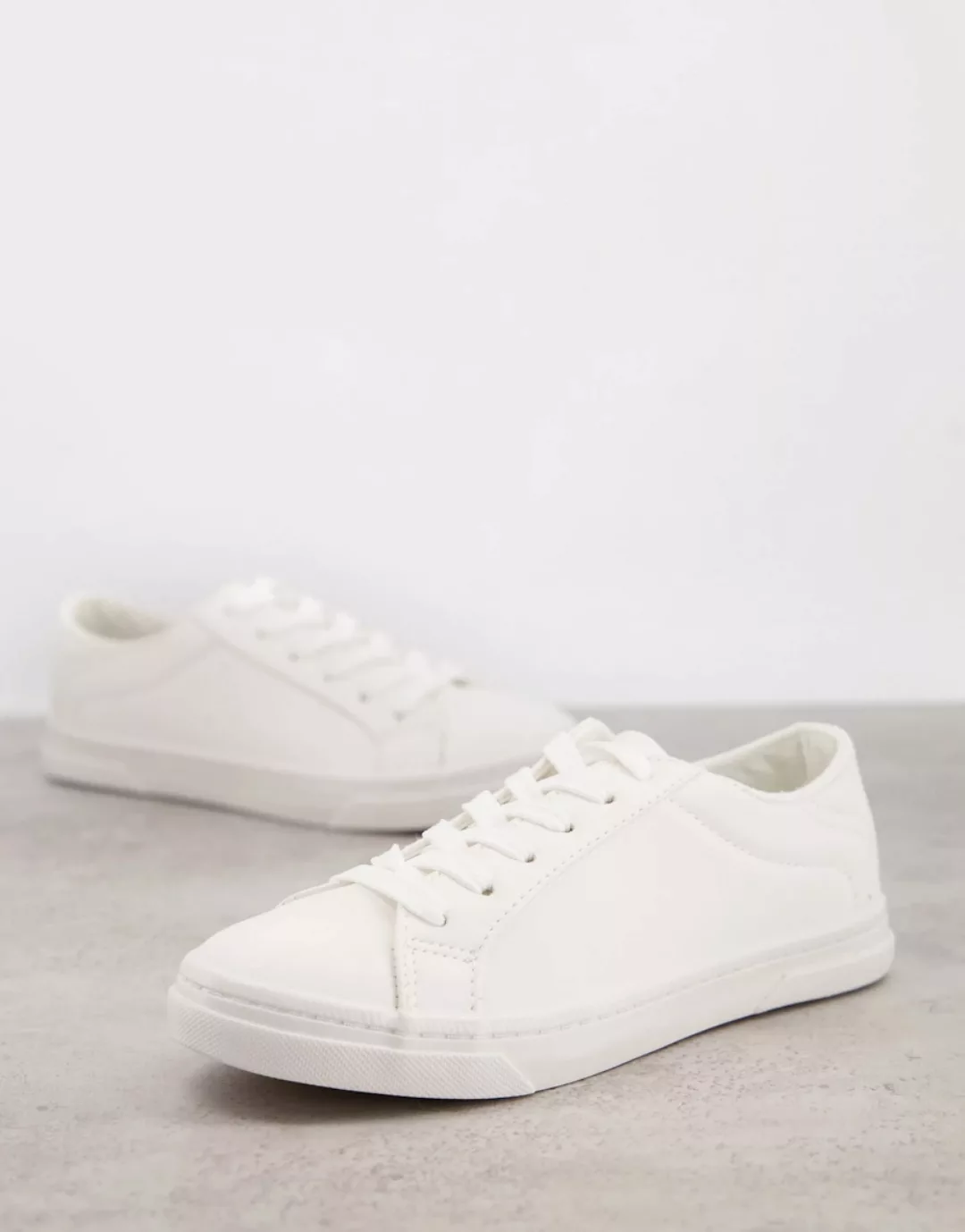 New Look – Sneaker zum Schnüren aus Kunstleder in Weiß günstig online kaufen