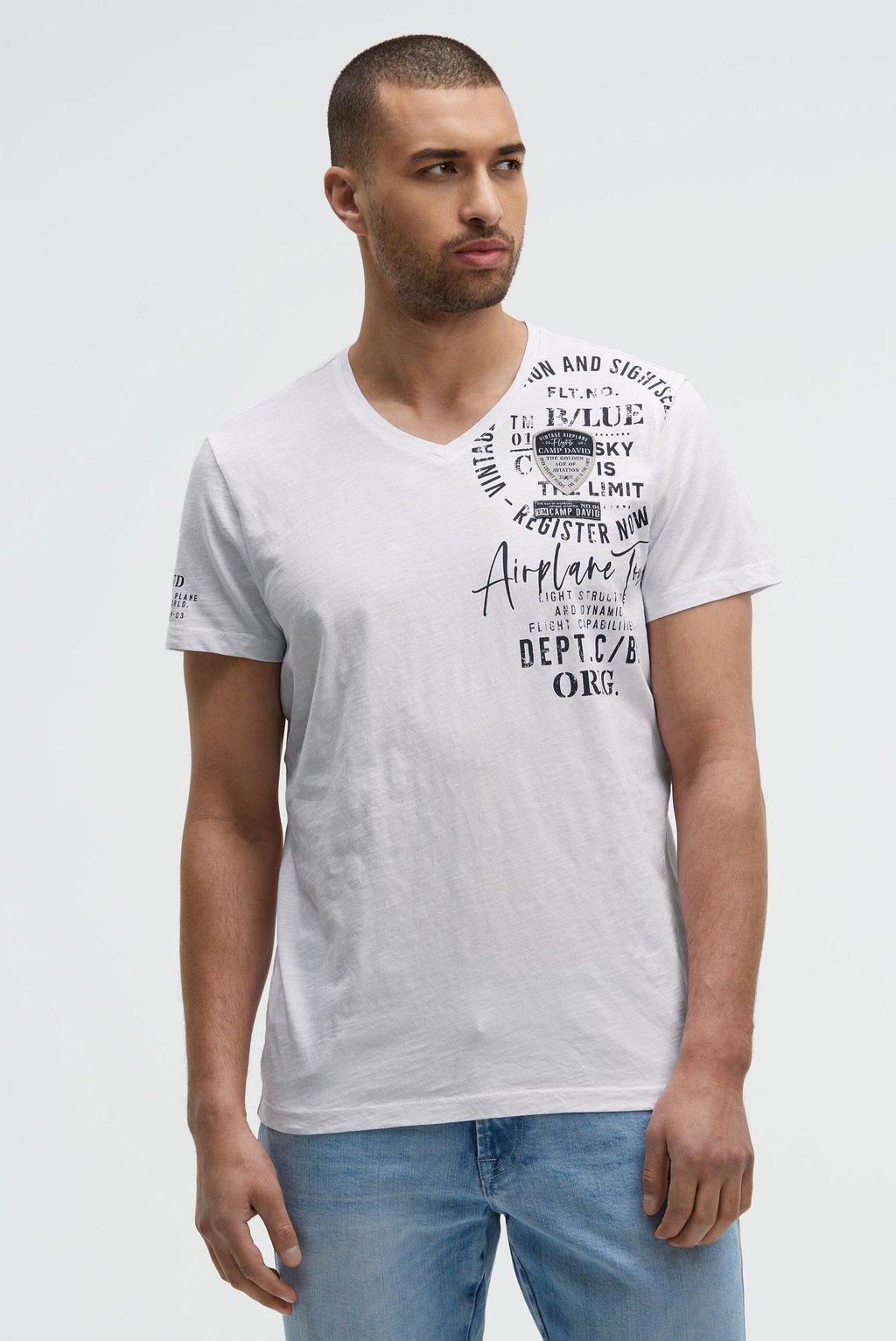 CAMP DAVID V-Shirt, mit maskulinem V-Ausschnitt günstig online kaufen