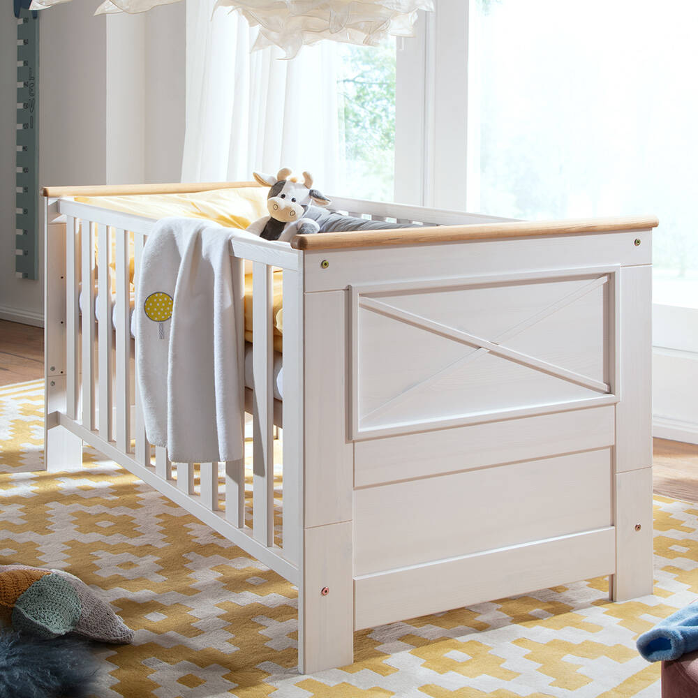 Babyzimmer Kinderbett Gitterbett 70x140cm Kiefer weiß mit Eiche, KOLOMEA-69 günstig online kaufen