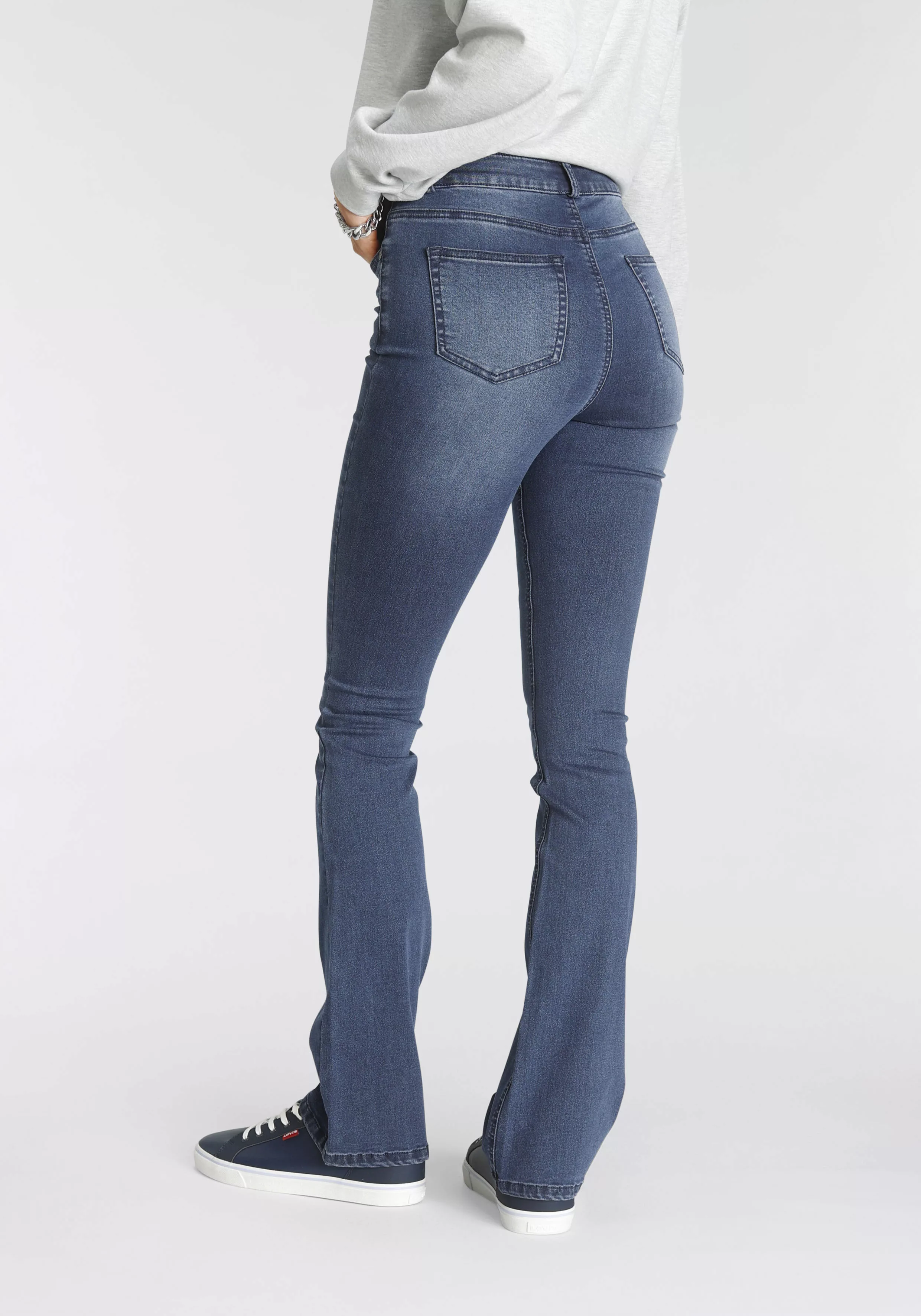 Arizona Bootcut-Jeans Ultra Stretch High Waist mit durchgehender Knopfleist günstig online kaufen