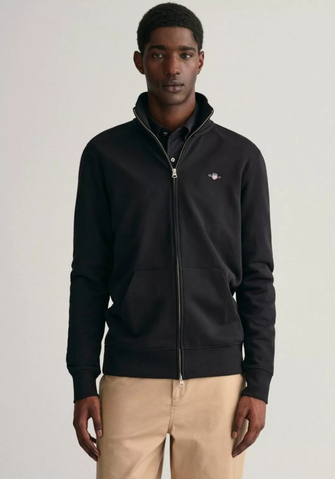 Gant Sweatjacke REG SHIELD FULL ZIP SWEAT mit Logostickerei auf der Brust günstig online kaufen