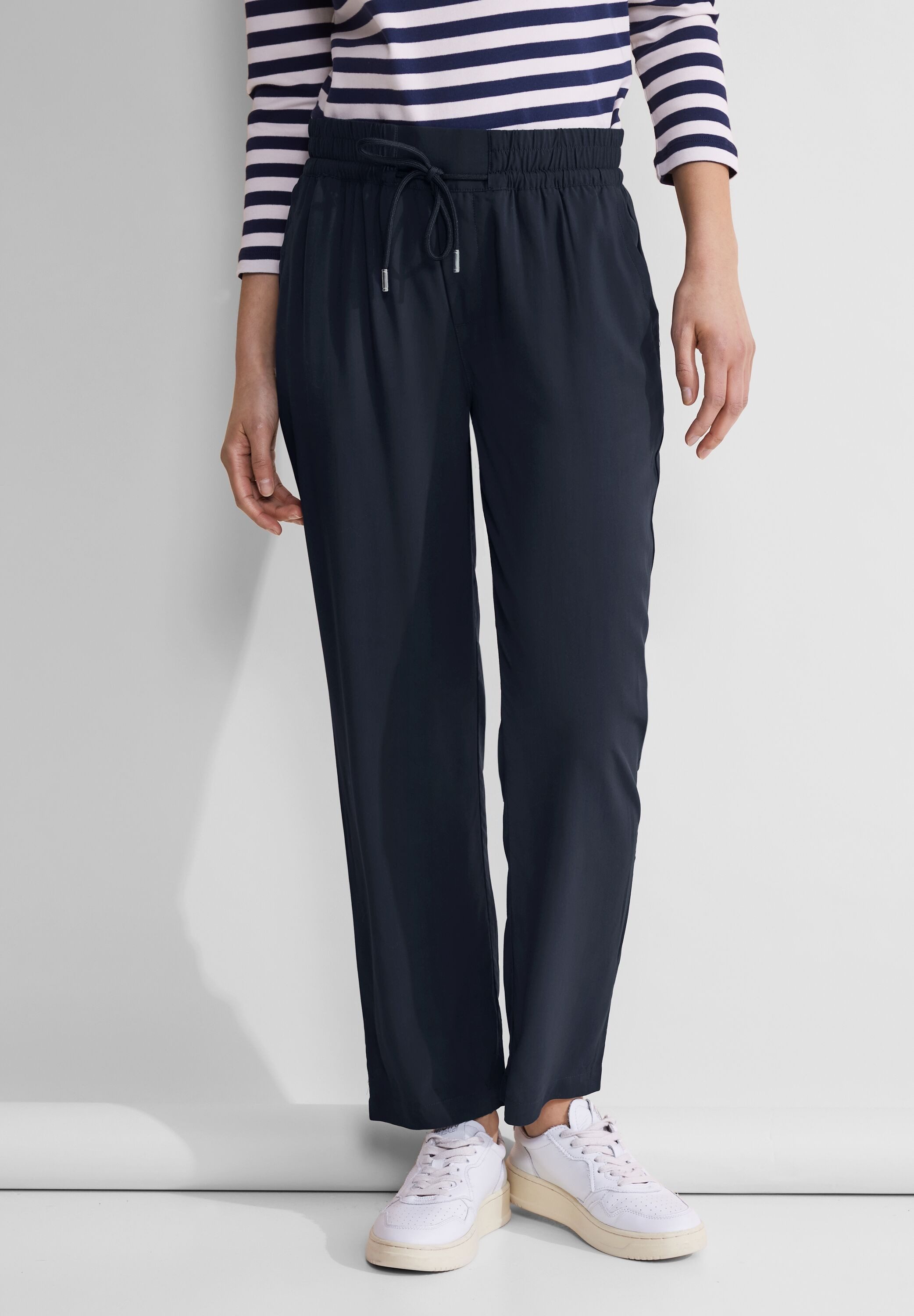 STREET ONE Röhrenhose, Middle Waist günstig online kaufen