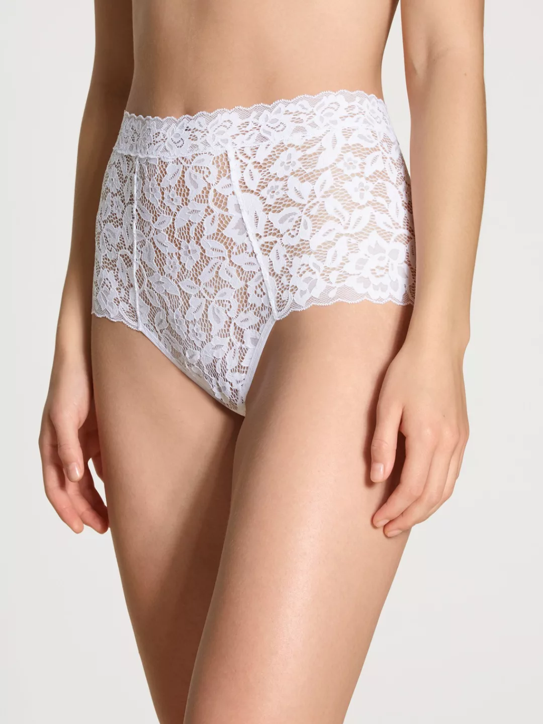 CALIDA High-Waist-Slip "Natural Comfort Lace", mit Blumenspitze günstig online kaufen