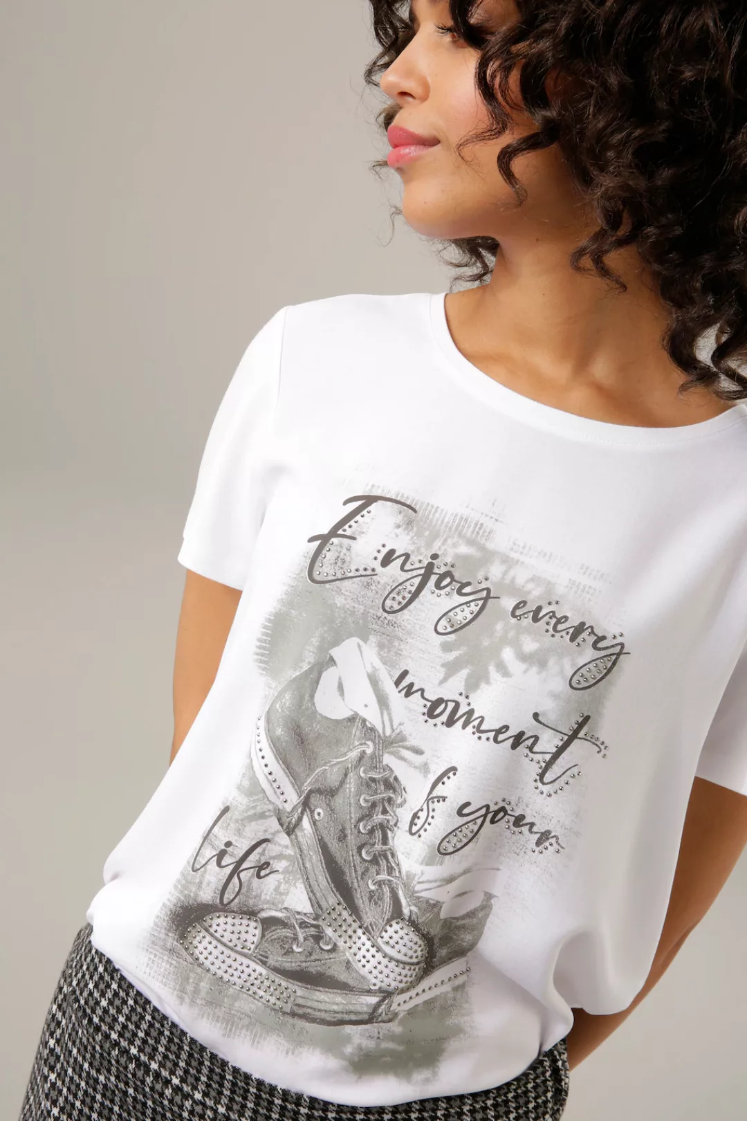 Aniston CASUAL Shirtbluse, mit Glitzersteinchen verzierter Frontdruck günstig online kaufen
