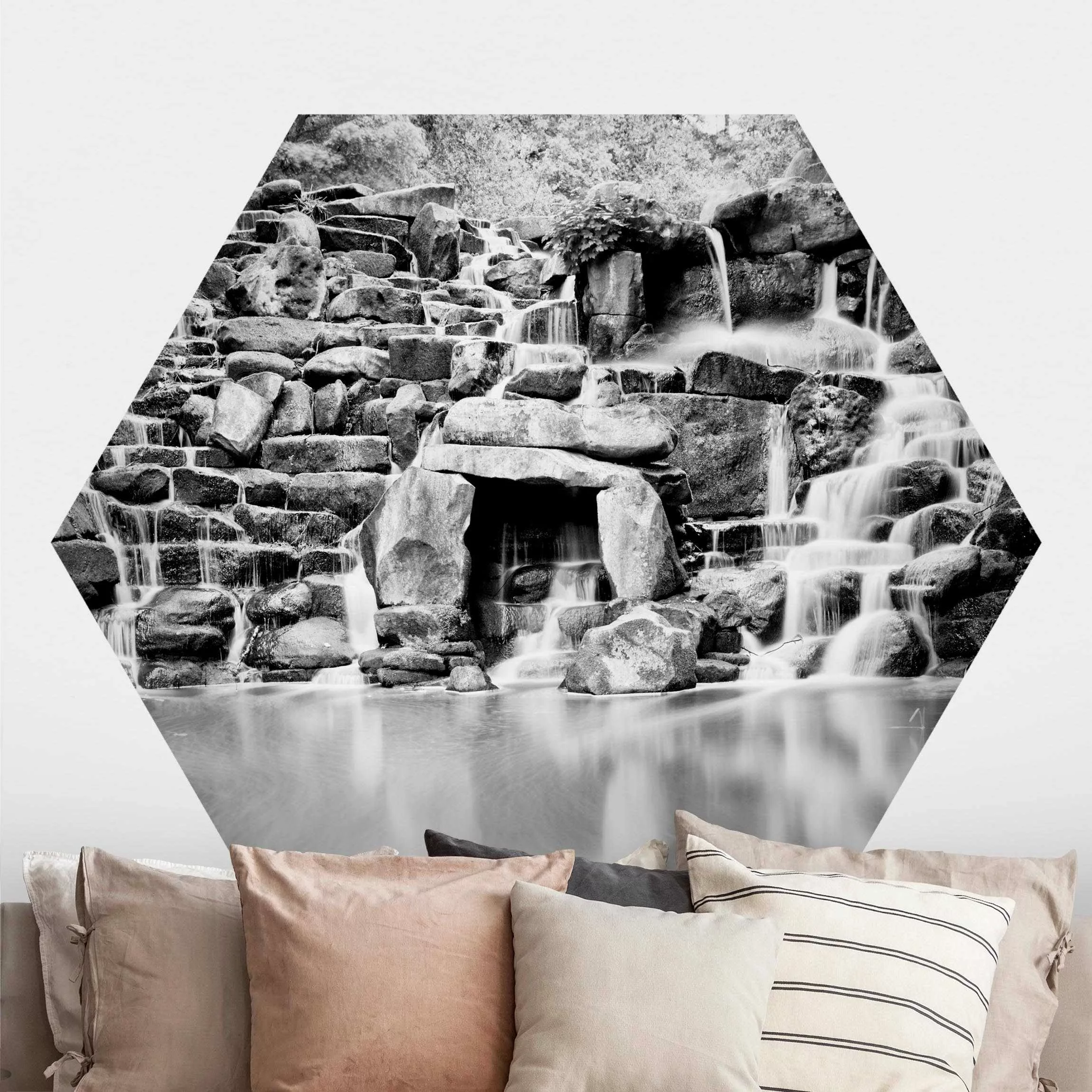 Hexagon Fototapete selbstklebend Wasserfall II günstig online kaufen