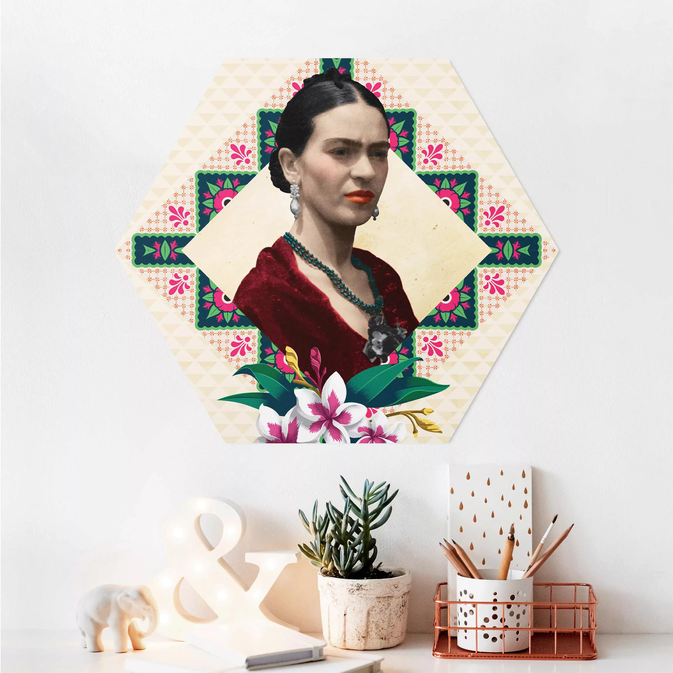 Hexagon-Alu-Dibond Bild Frida Kahlo - Blumen und Geometrie günstig online kaufen