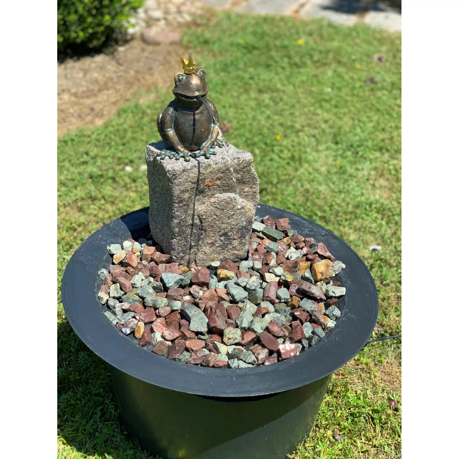 Brunnenkomplett-Set Wasserspeiend mit Bronze Froschkönig günstig online kaufen