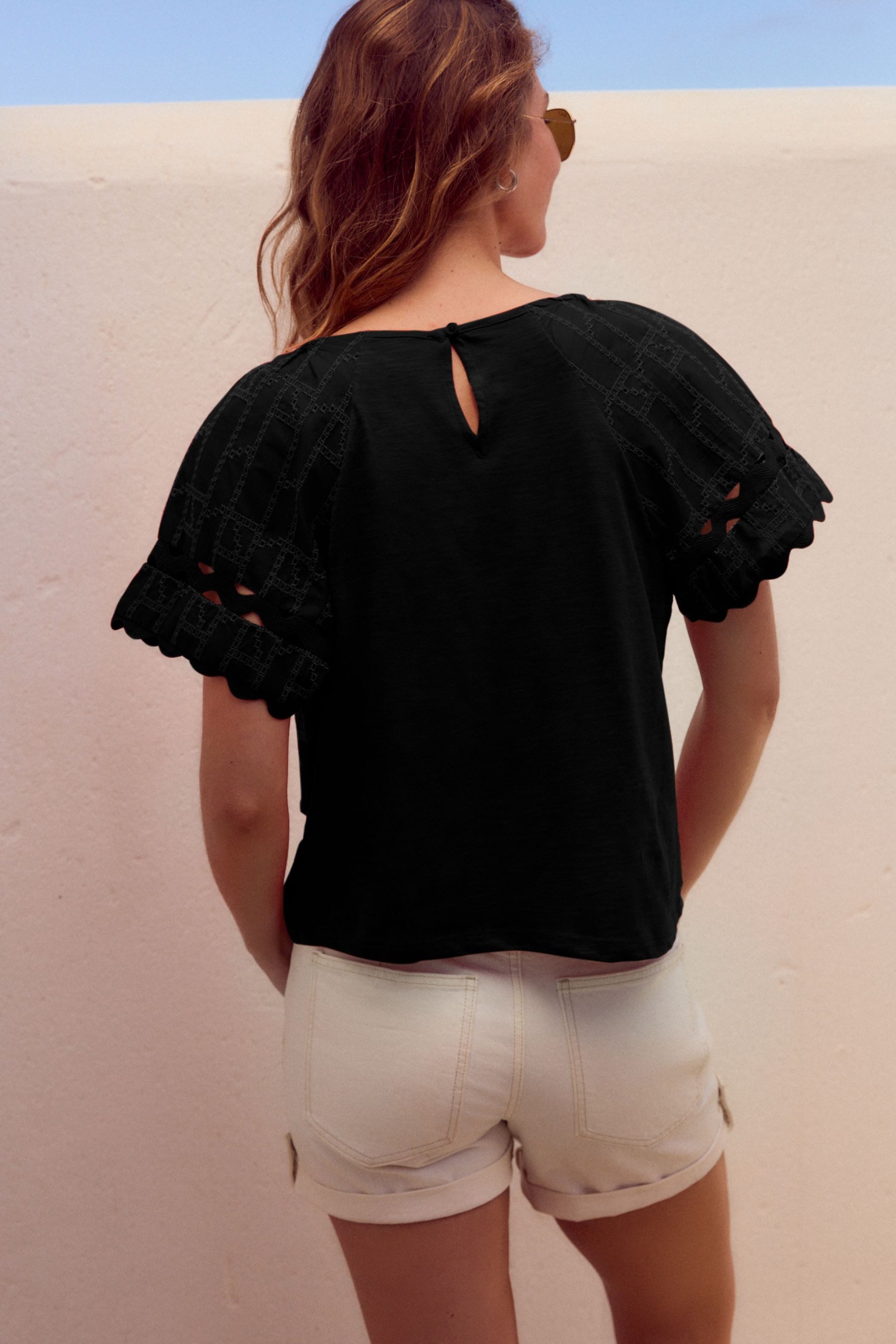 Next Kurzarmbluse Boho-Kurzarmoberteil mit Lochstickerei, Kurzgröße günstig online kaufen