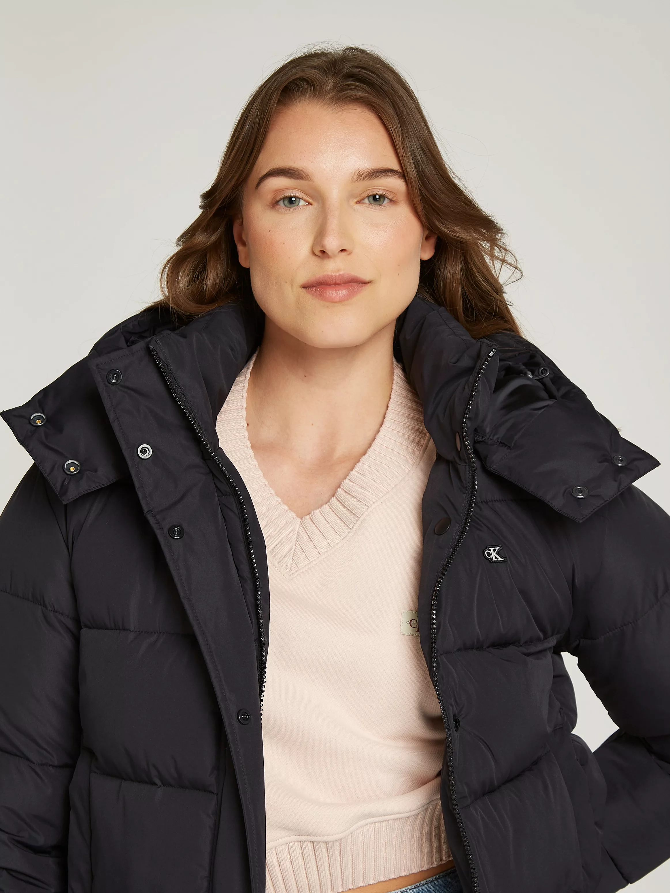 Calvin Klein Jeans Steppjacke "MATTE MONOLOGO ND SHORT PUFFER", mit Kapuze, günstig online kaufen