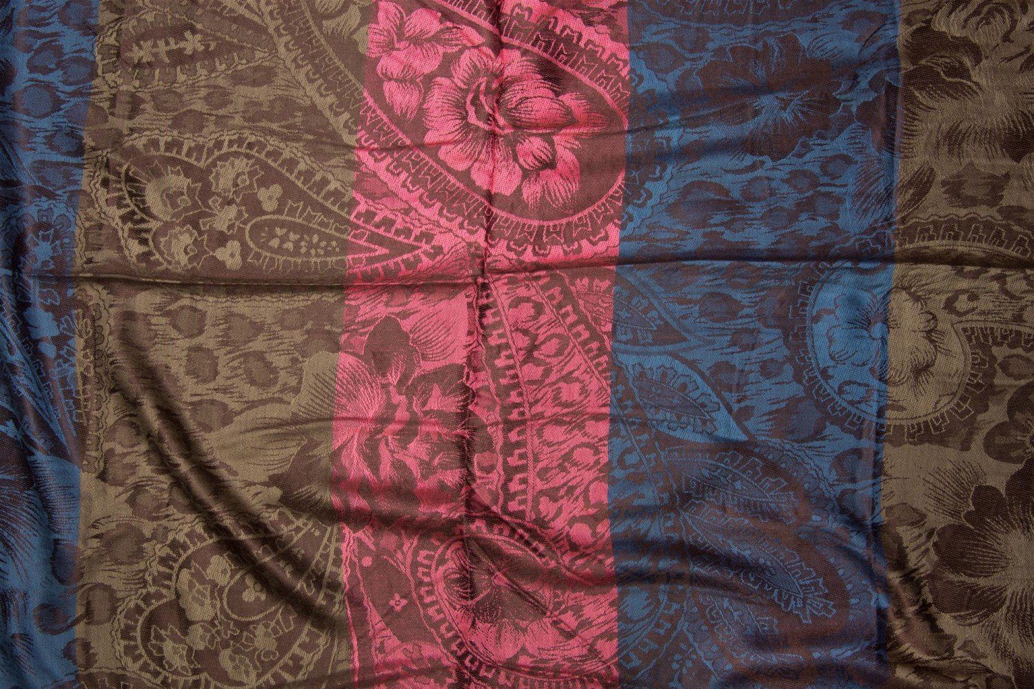 styleBREAKER Loop Loop mit Hibiskus Blüten günstig online kaufen