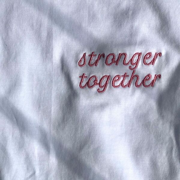 Stronger Together T-shirt günstig online kaufen