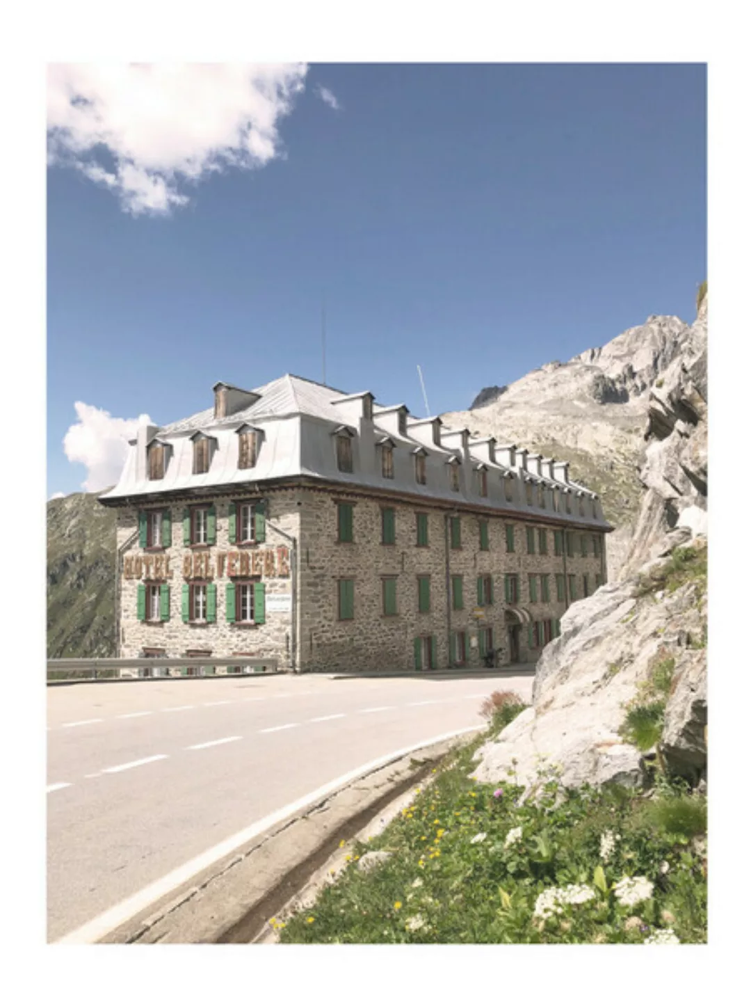 Poster / Leinwandbild - Mantika Hotel Belvedere Furka Pass günstig online kaufen