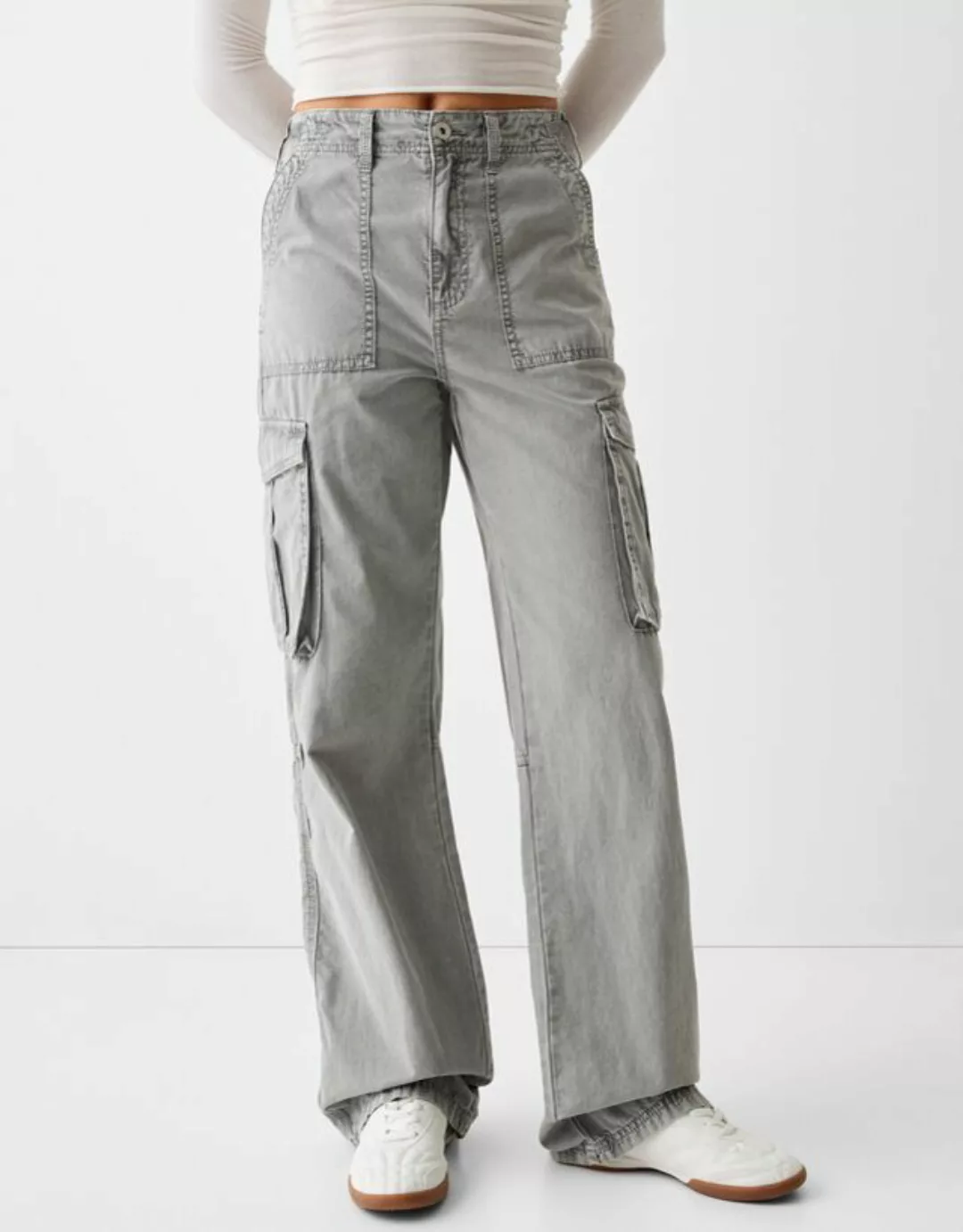 Bershka Anpassbare Cargohose Im Straight Fit Damen 44 Grau günstig online kaufen