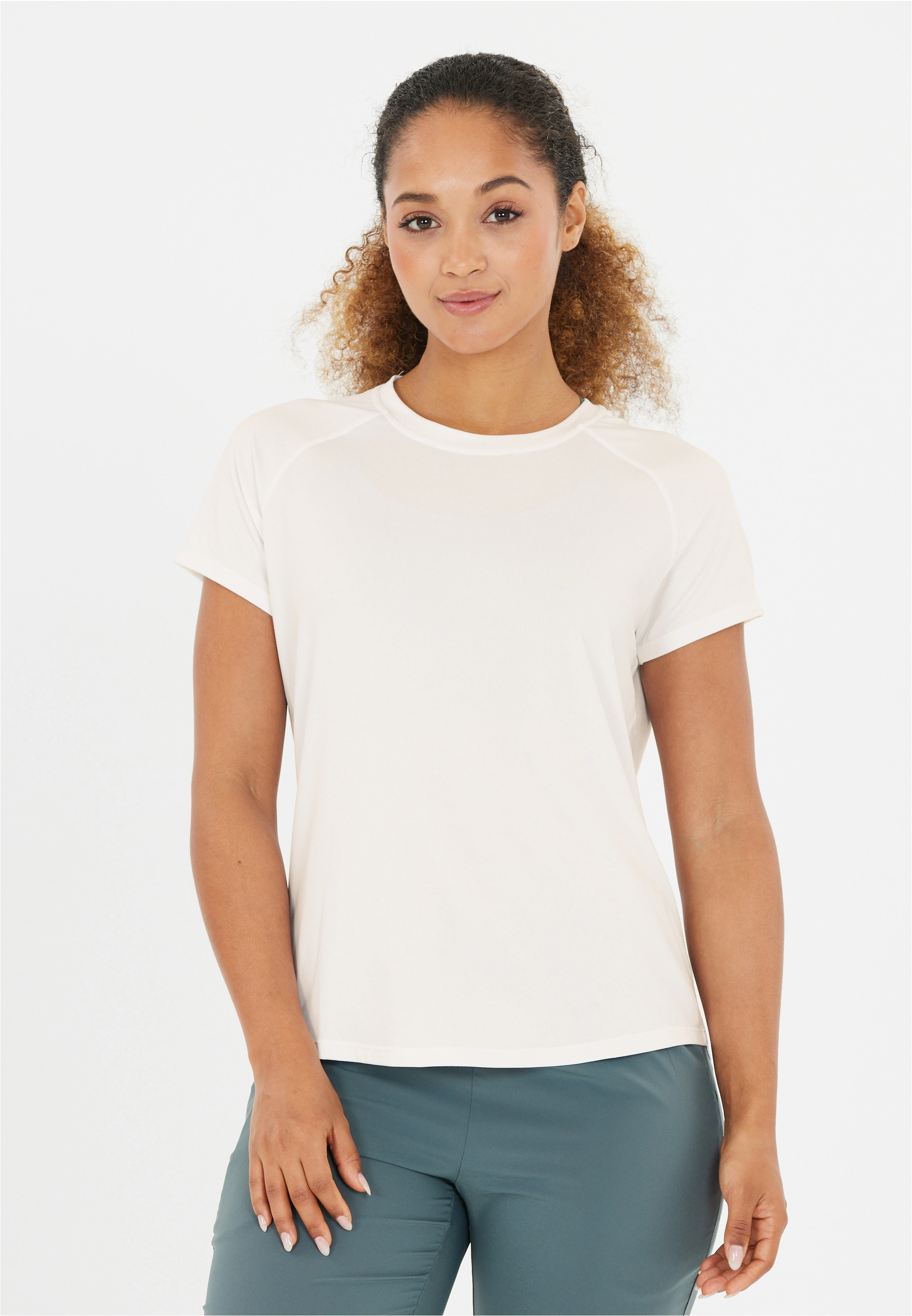 ATHLECIA Funktionsshirt "Gaina", aus weichem Material mit recycelten Anteil günstig online kaufen