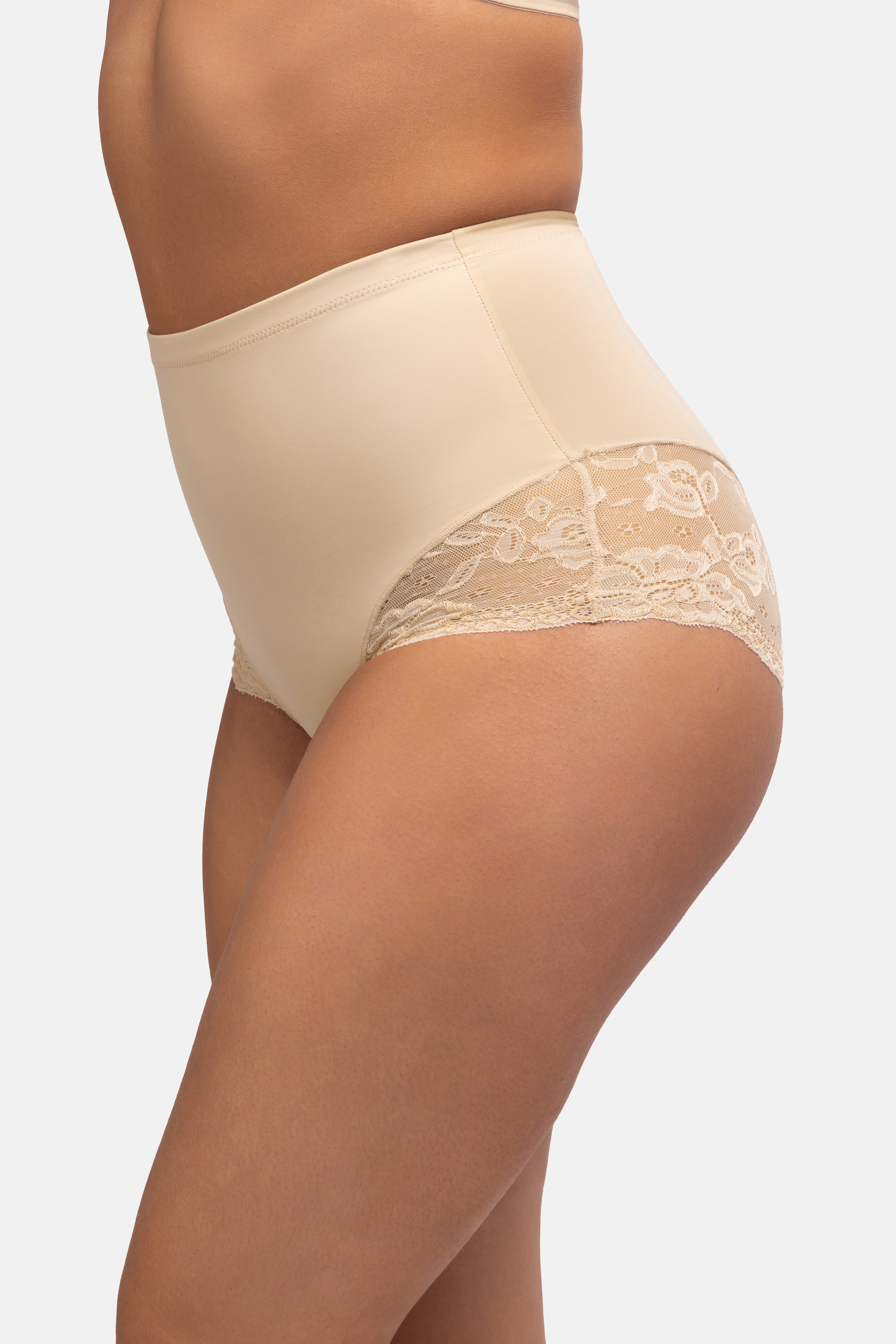 Dorina Shapingslip "BRIGITTE/ECO", Mit floralem Spitzenband am Beinausschni günstig online kaufen