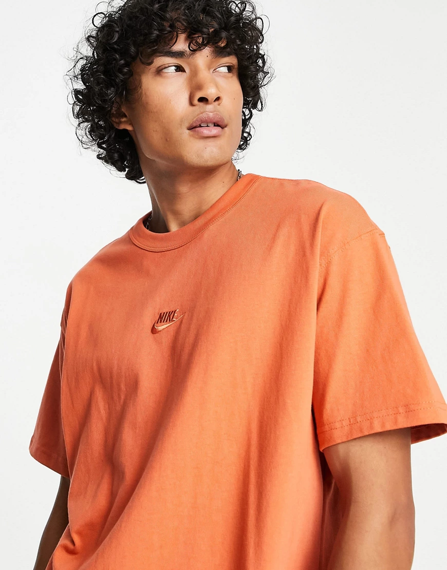 Nike – Premium Essentials – Oversize-T-Shirt in Orange günstig online kaufen