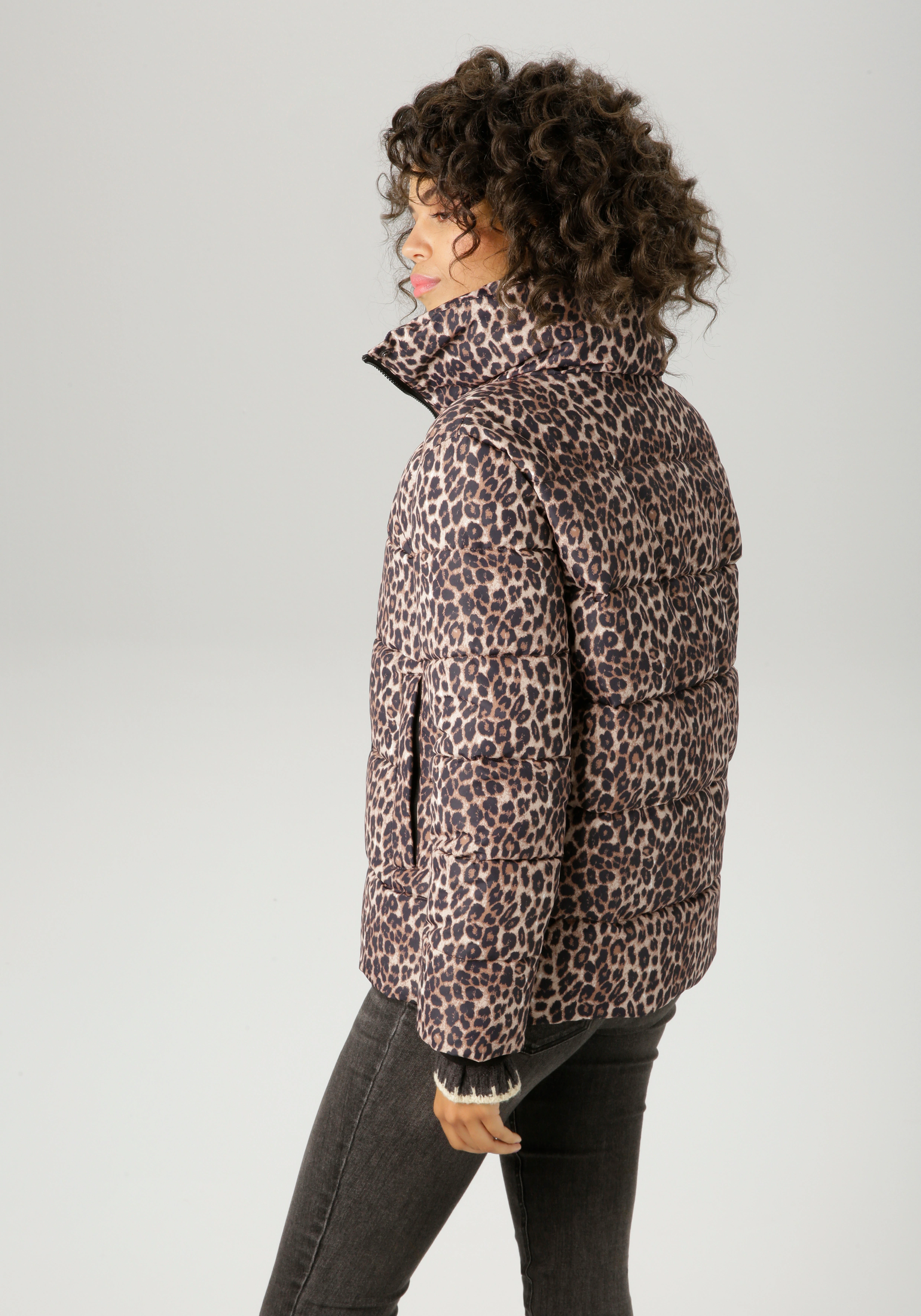 Aniston CASUAL Steppjacke, im trendigen Leo-Print - NEUE KOLLEKTION günstig online kaufen