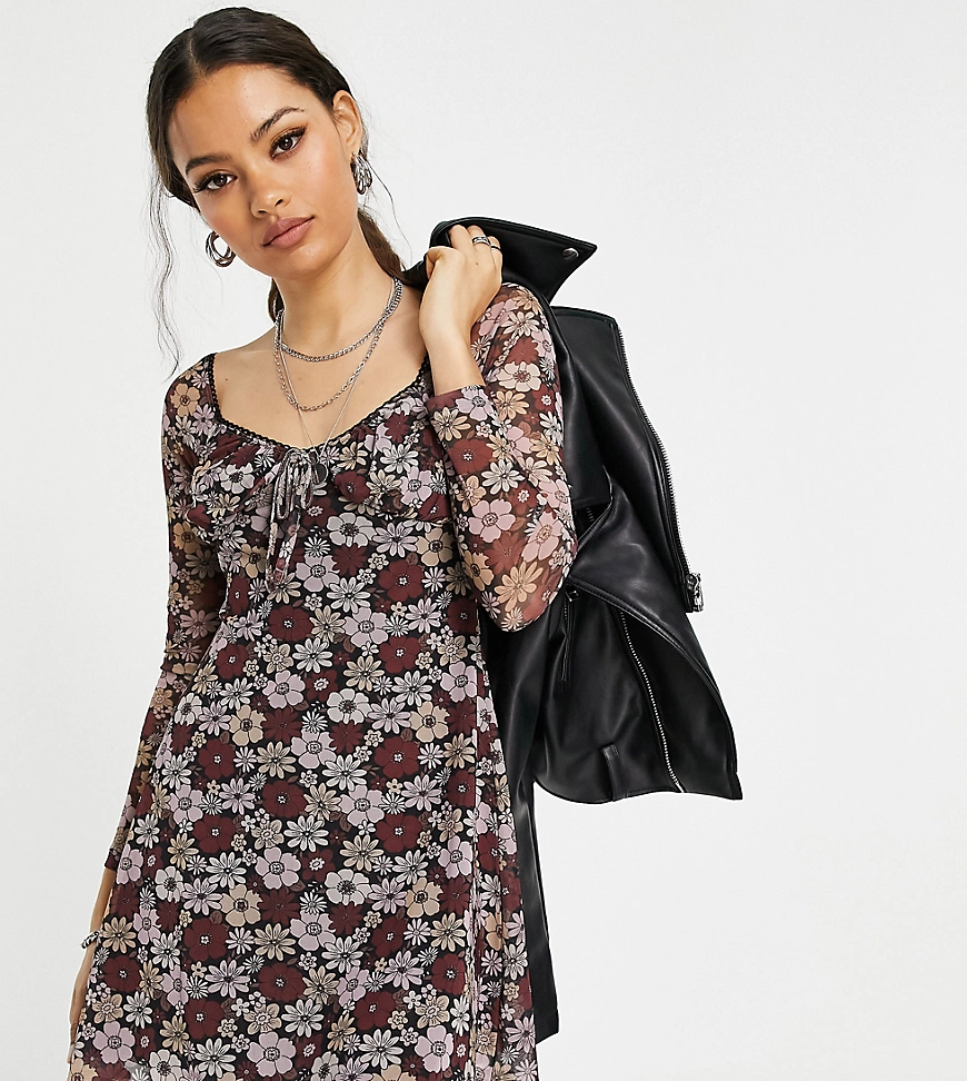 Topshop Petite – Mehrfarbiges Minikleid aus Jersey im Stil der 70er mit Blu günstig online kaufen