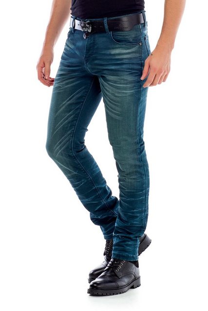 Cipo & Baxx Slim-fit-Jeans, im 5-Pocket Style in Straight Fit günstig online kaufen