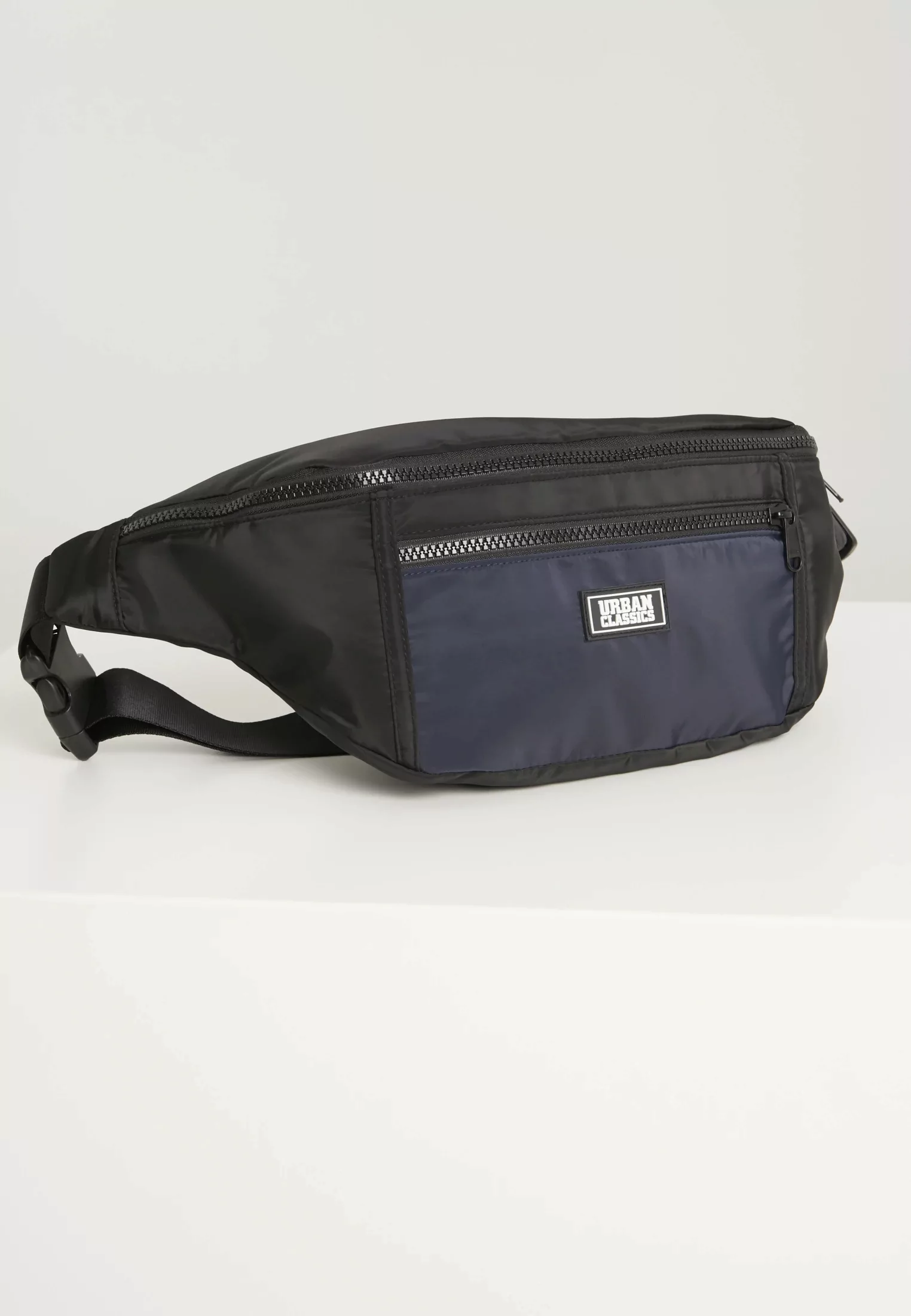 URBAN CLASSICS Umhängetasche "Unisex 2-Tone Shoulder Bag", (1 tlg.) günstig online kaufen