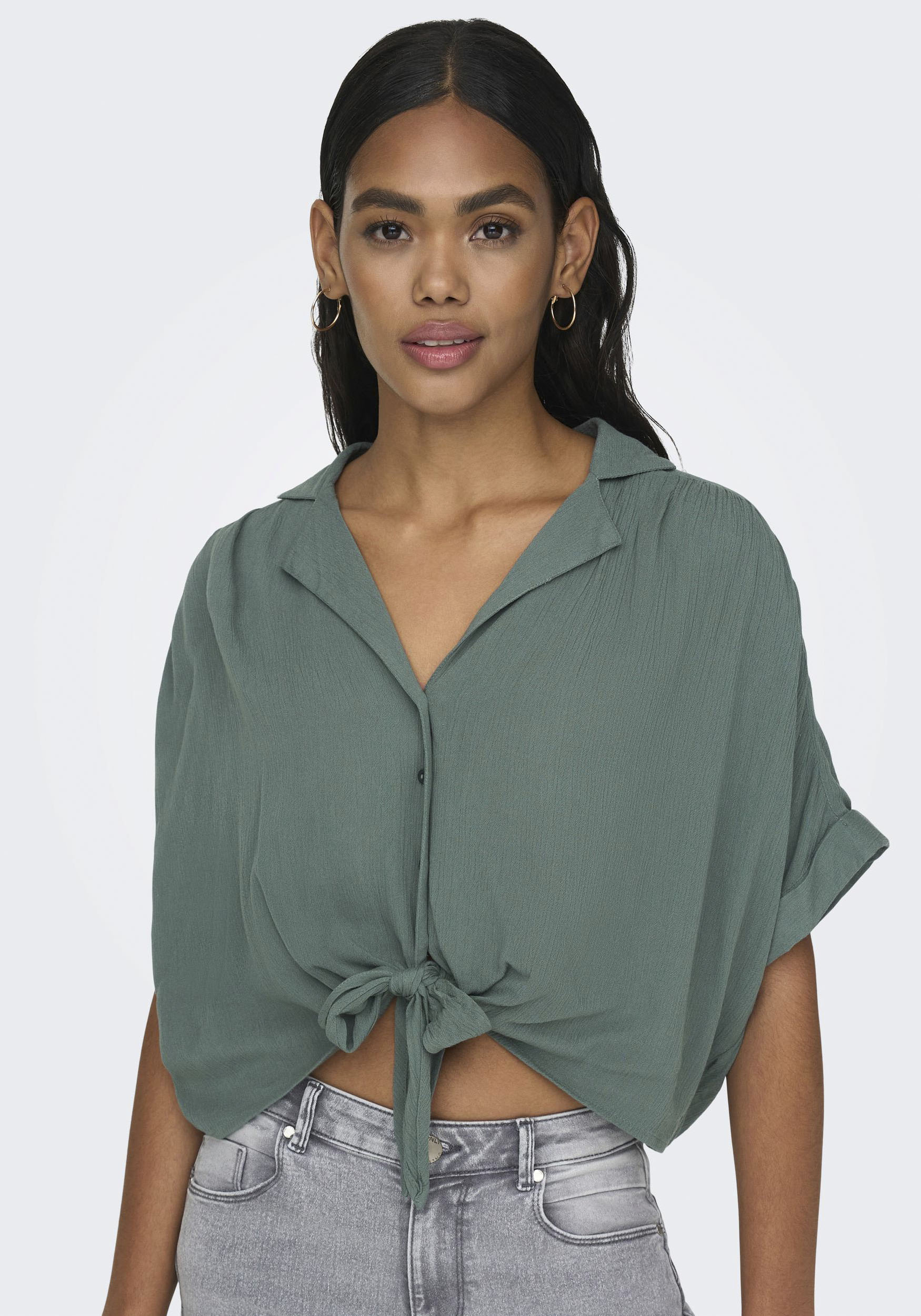 ONLY Kurzarmbluse "ONLPAULA LIFE S/S TIE SHIRT WVN NOOS" günstig online kaufen
