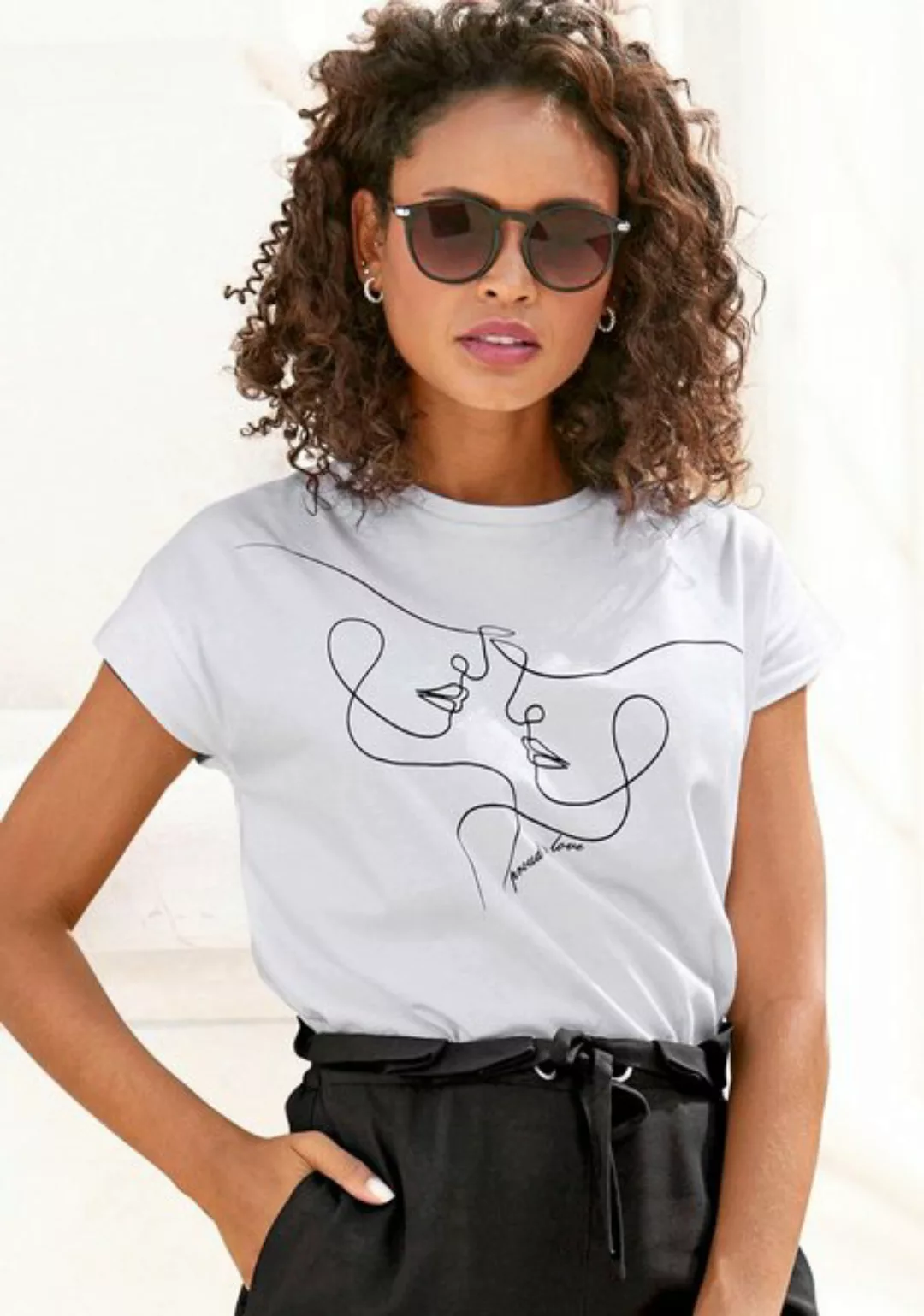 LASCANA Kurzarmshirt mit Frontdruck, T-Shirt aus Baumwolle günstig online kaufen