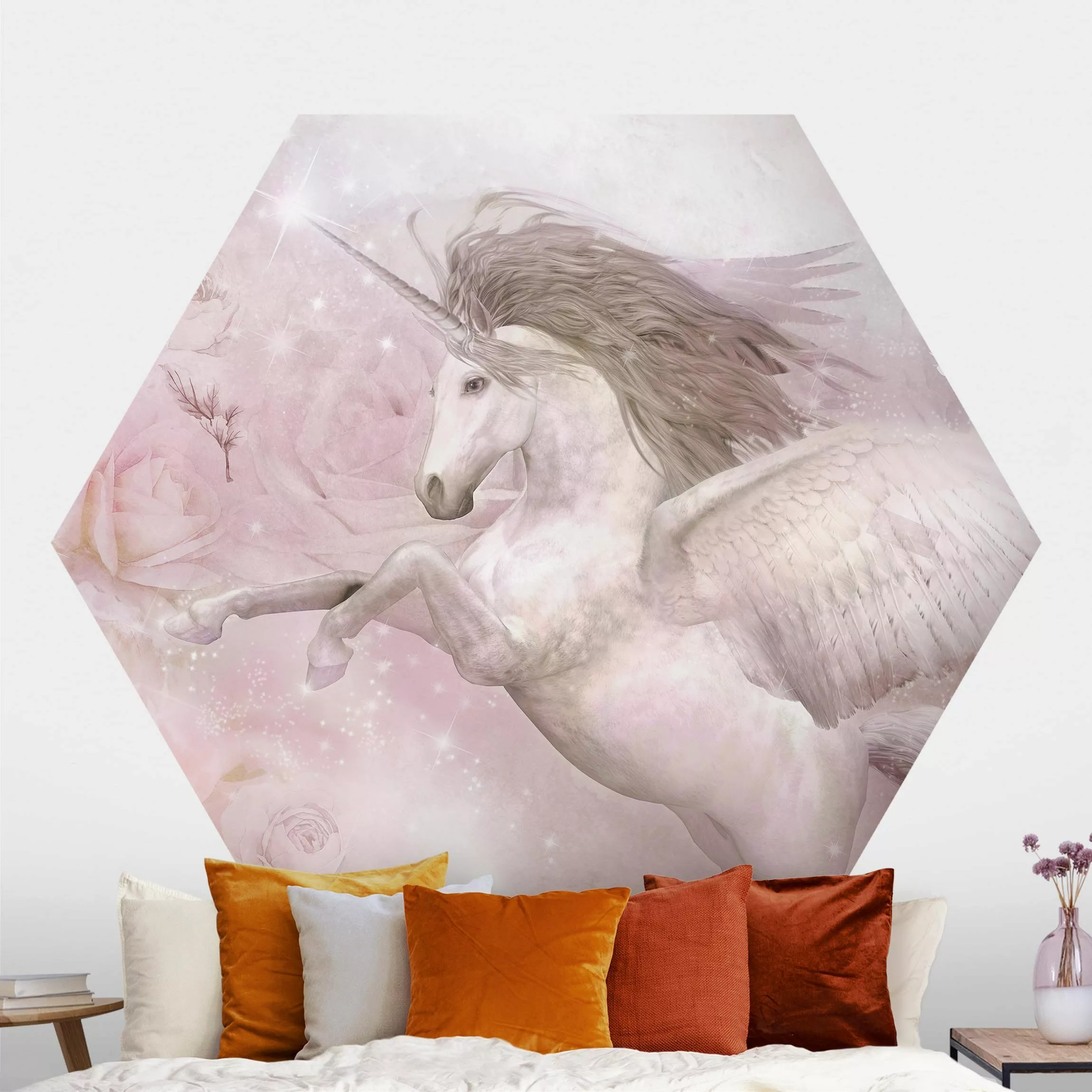 Hexagon Mustertapete selbstklebend Pegasus Einhorn mit Rosen günstig online kaufen