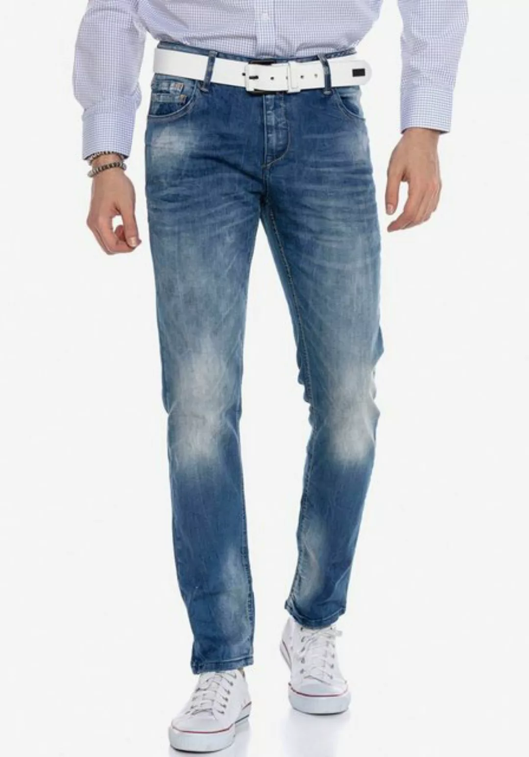 Cipo & Baxx Bequeme Jeans, mit lässiger Waschung in Straight Fit günstig online kaufen