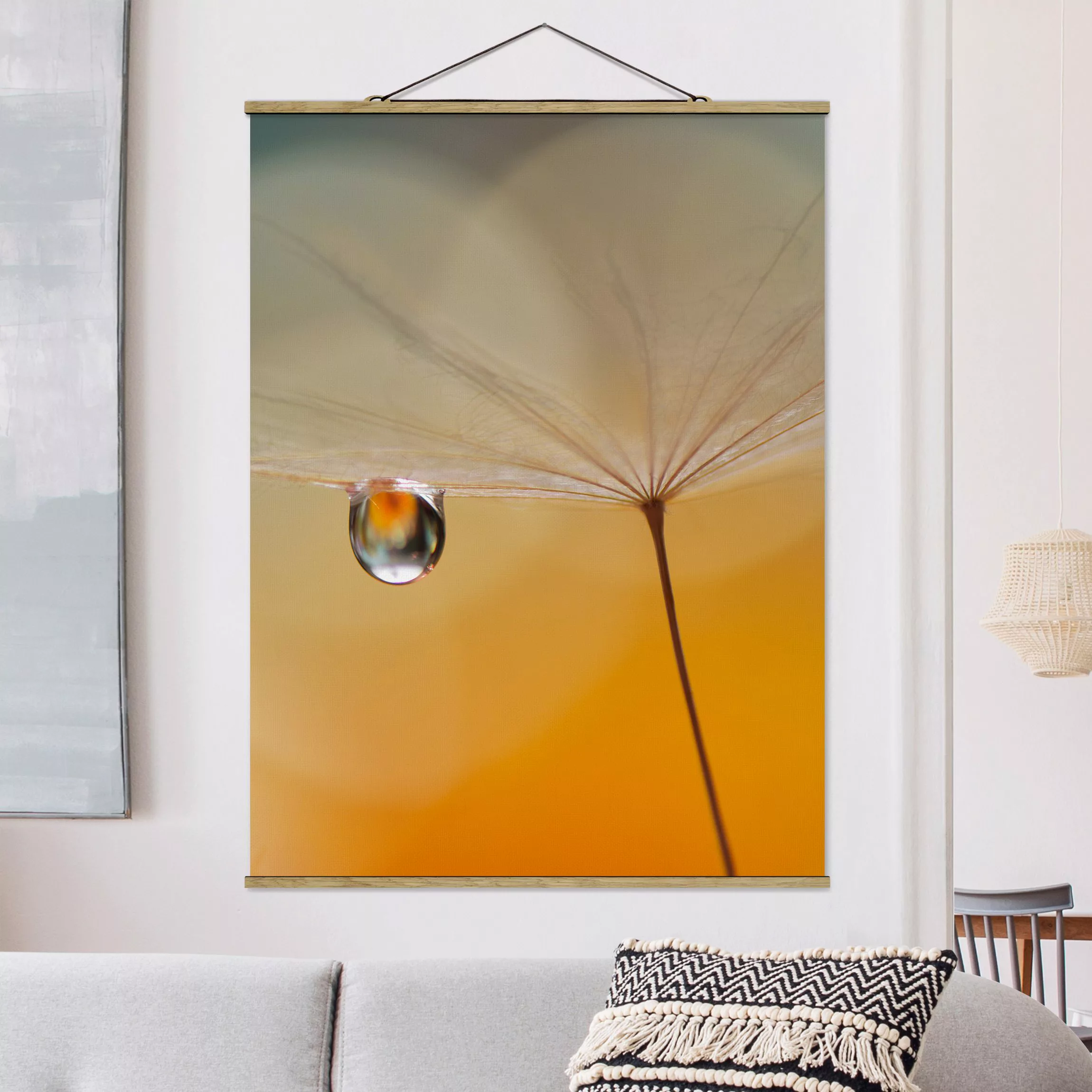 Stoffbild Blumen mit Posterleisten - Hochformat Pusteblume in Orange günstig online kaufen