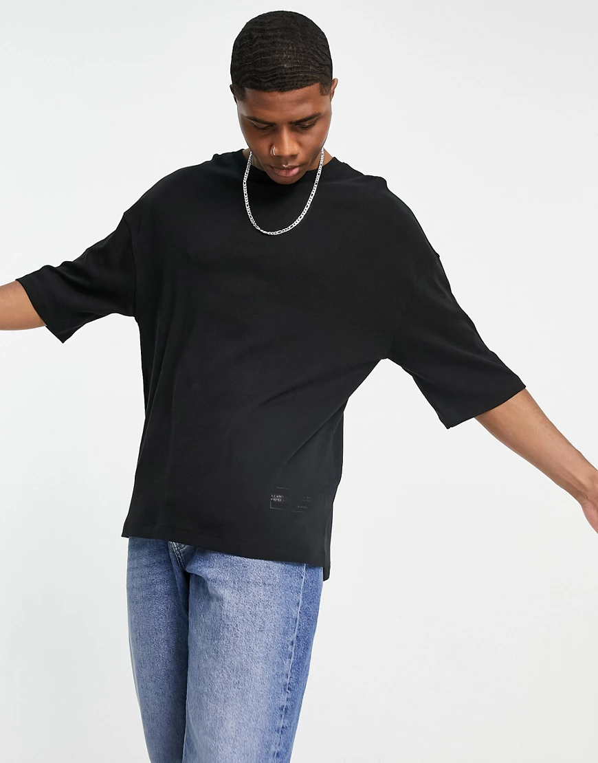 Bershka – Besonders übergroßes T-Shirt in Schwarz günstig online kaufen