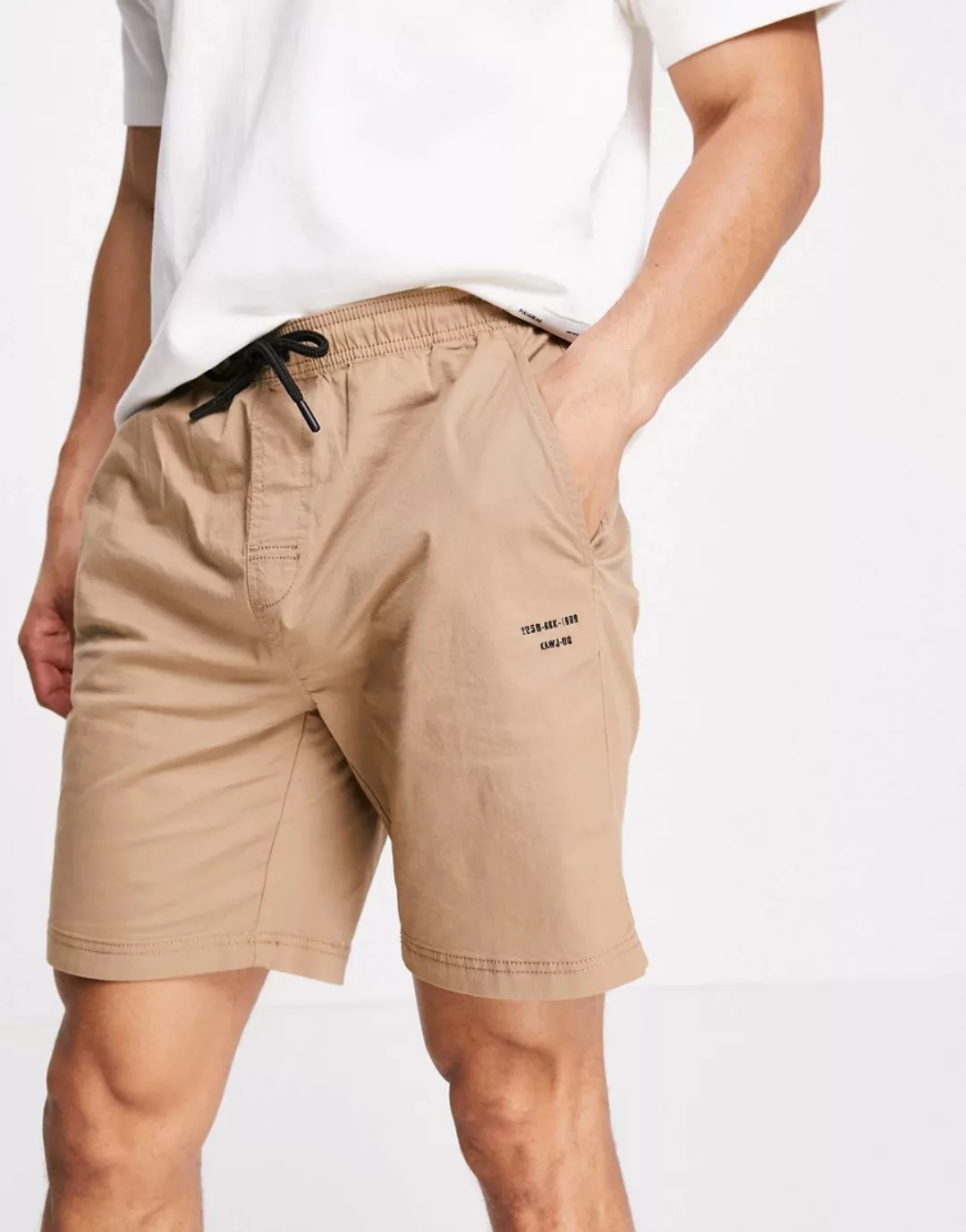 Bershka – Strick-Shorts in Sand, Kombiteil-Neutral günstig online kaufen