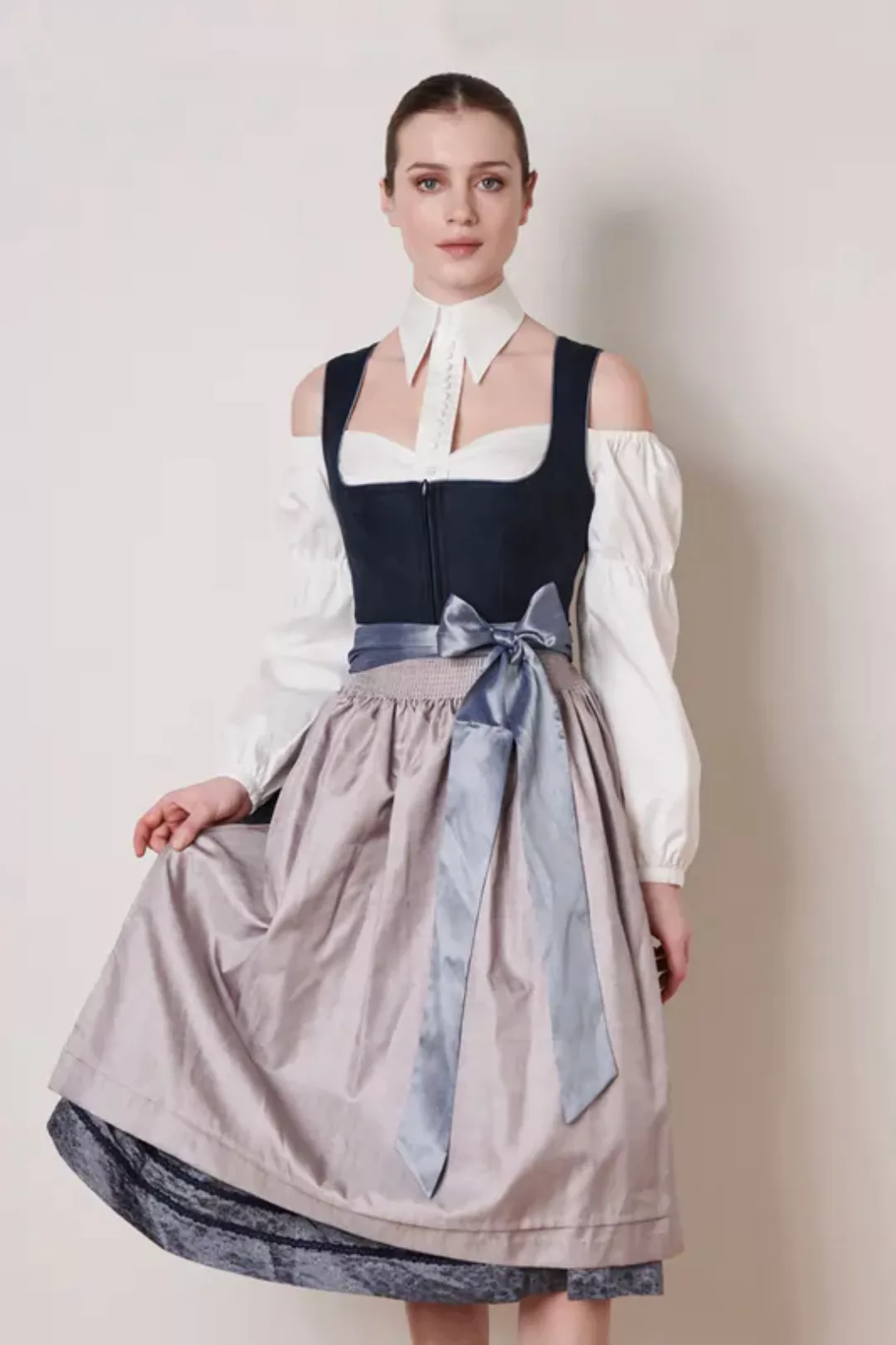 Dirndl Thesea (70cm) günstig online kaufen