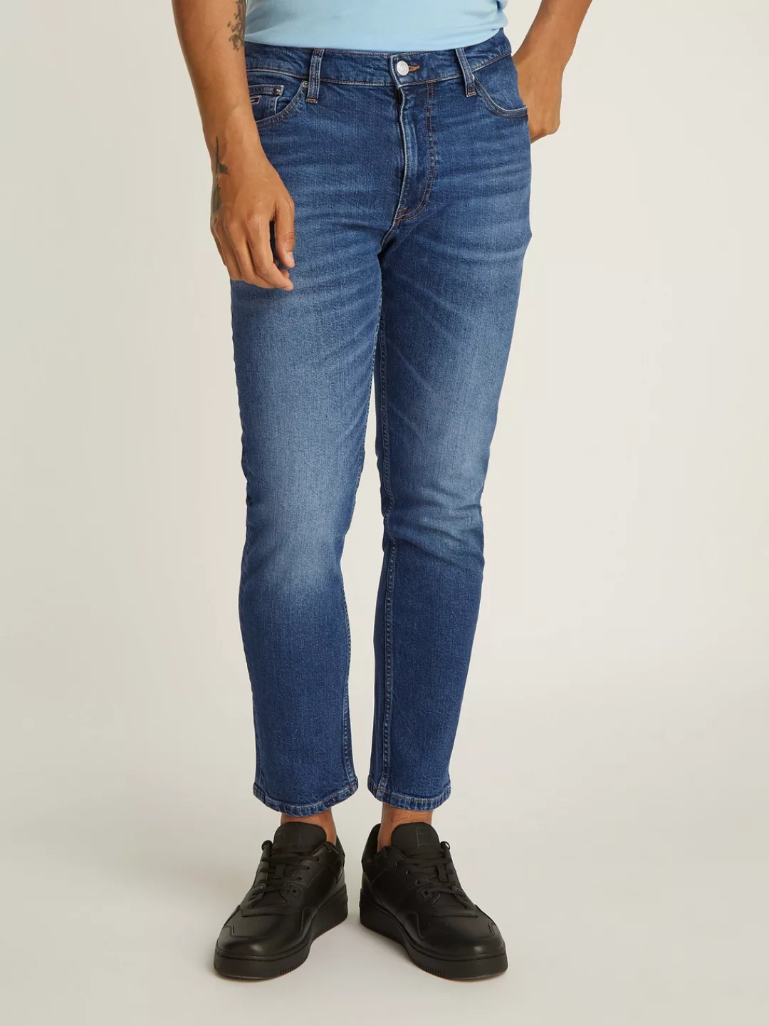 Tommy Jeans Regular-fit-Jeans "DAD JEAN RGLR TPRD", mit Logoprägung günstig online kaufen