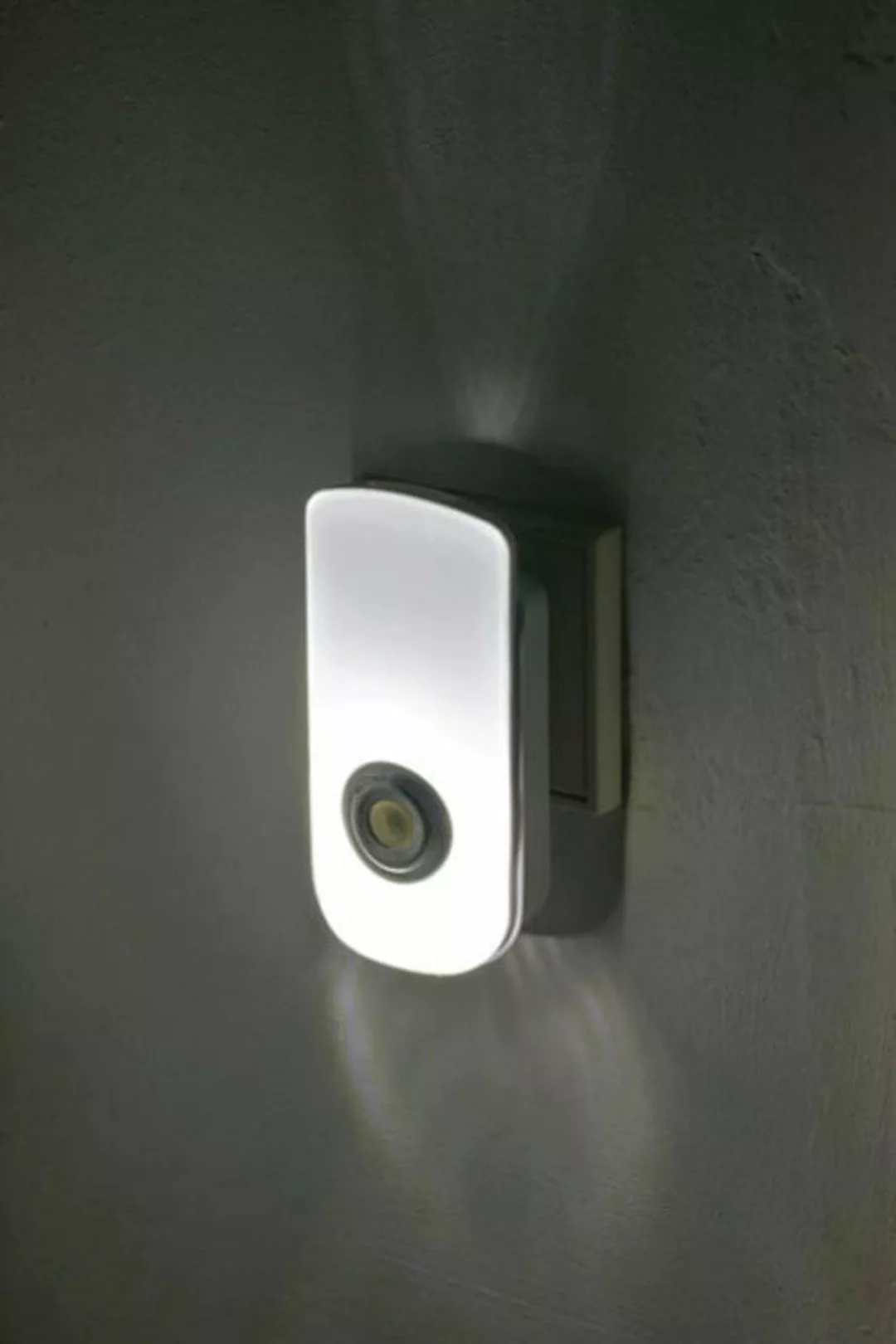 Brennenstuhl LED Nachtlicht, mit Infrarot Bewegungsmelder, inkl. abnehmbare günstig online kaufen