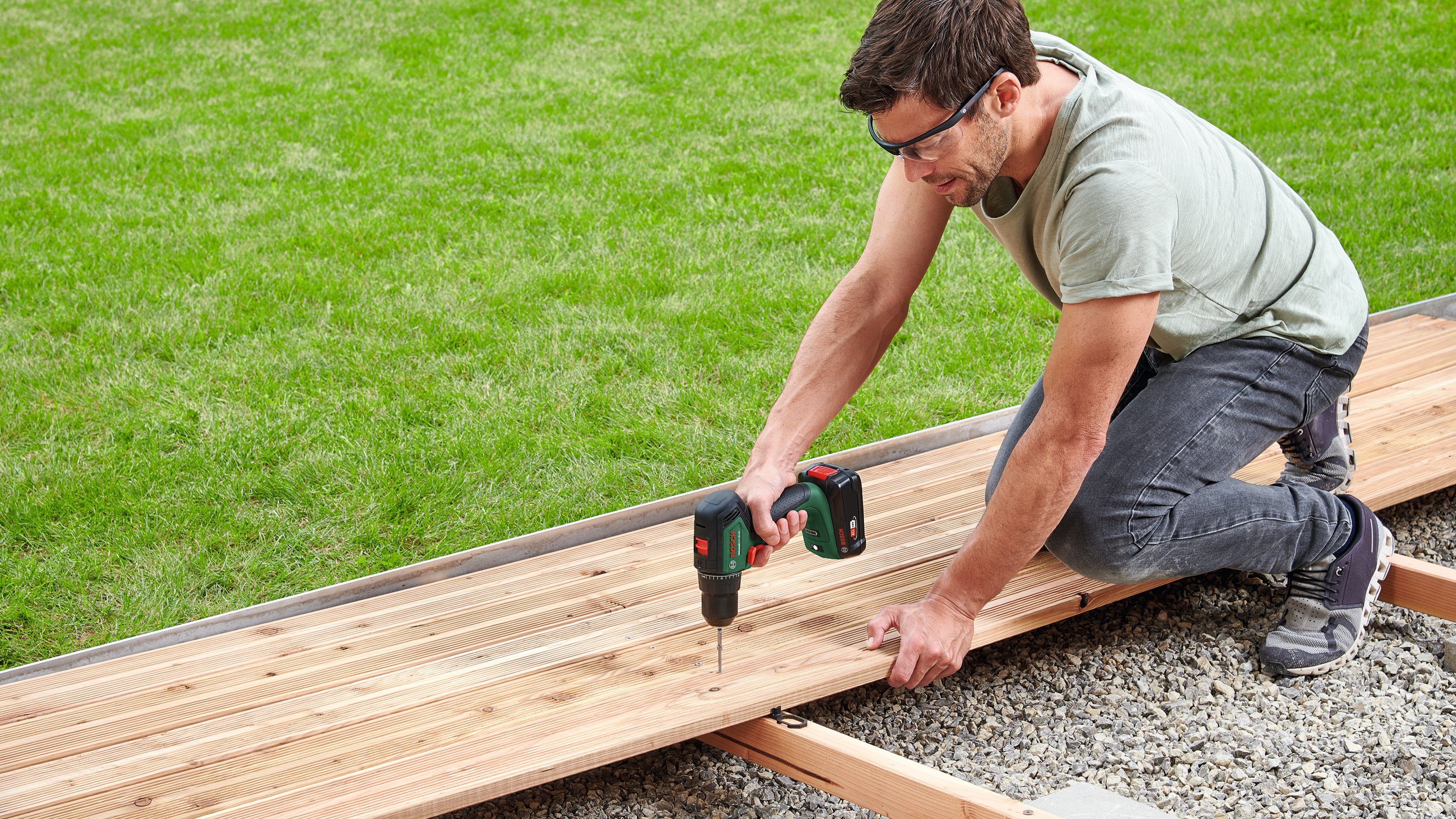 Bosch 18 V Akku-Bohrschrauber UniversalDrill 18V-60 Solo günstig online kaufen