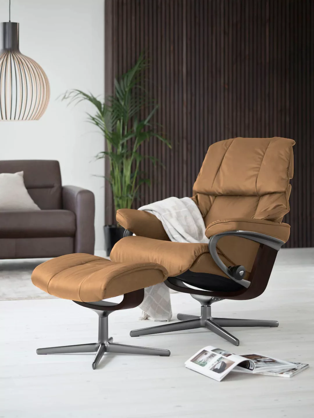 Stressless Relaxsessel "Reno", mit Cross Base, Größe S, M & L, Holzakzent B günstig online kaufen