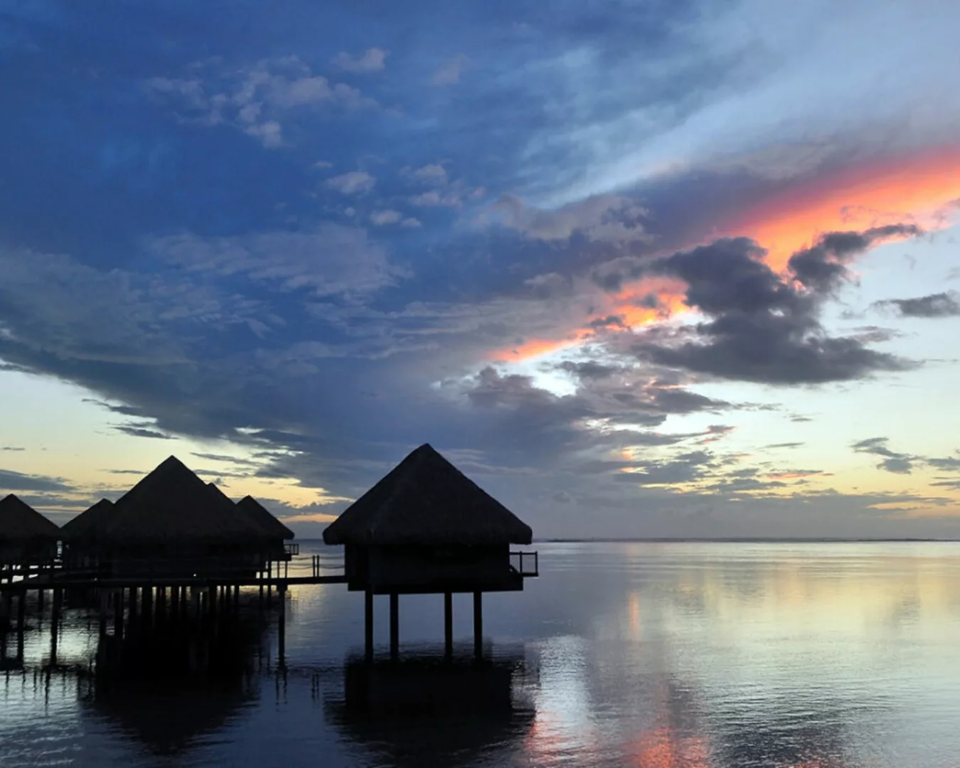Fototapete "Urlaub Tahiti" 4,00x2,50 m / Glattvlies Perlmutt günstig online kaufen