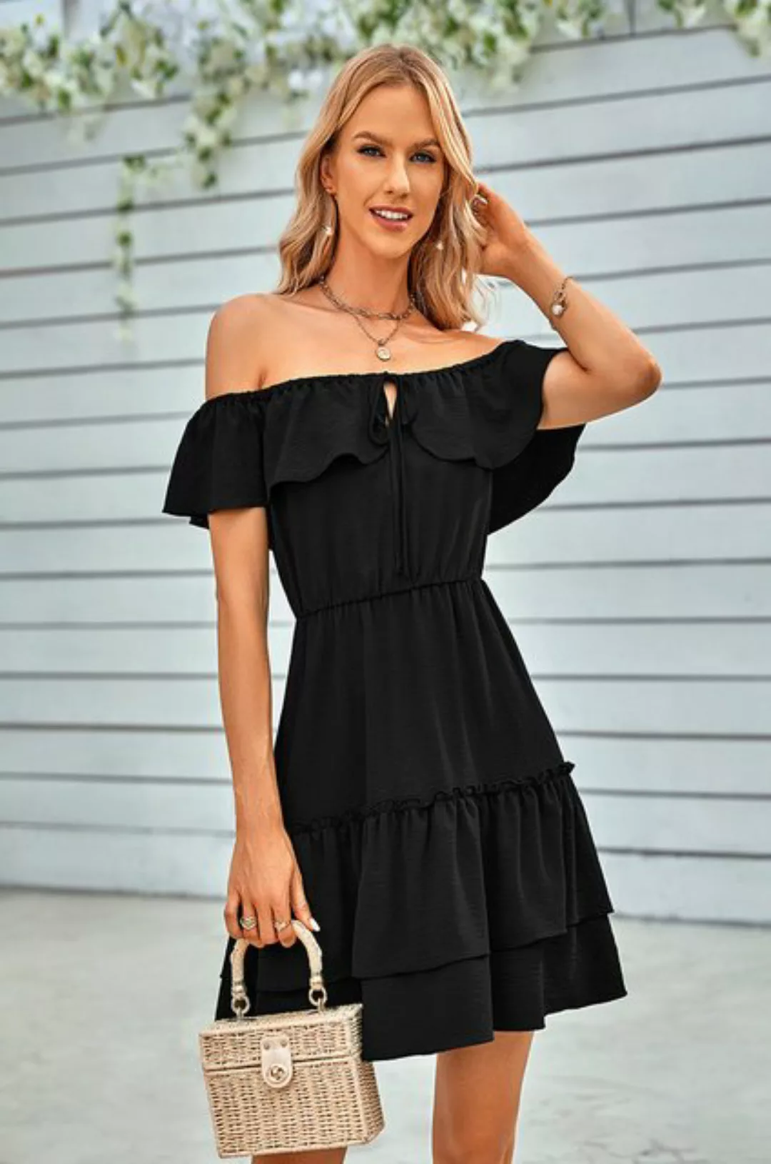 SEGUEN Sommerkleid Sommerkleider One-Shoulder-Kleider Faltenkleid mit Röhre günstig online kaufen