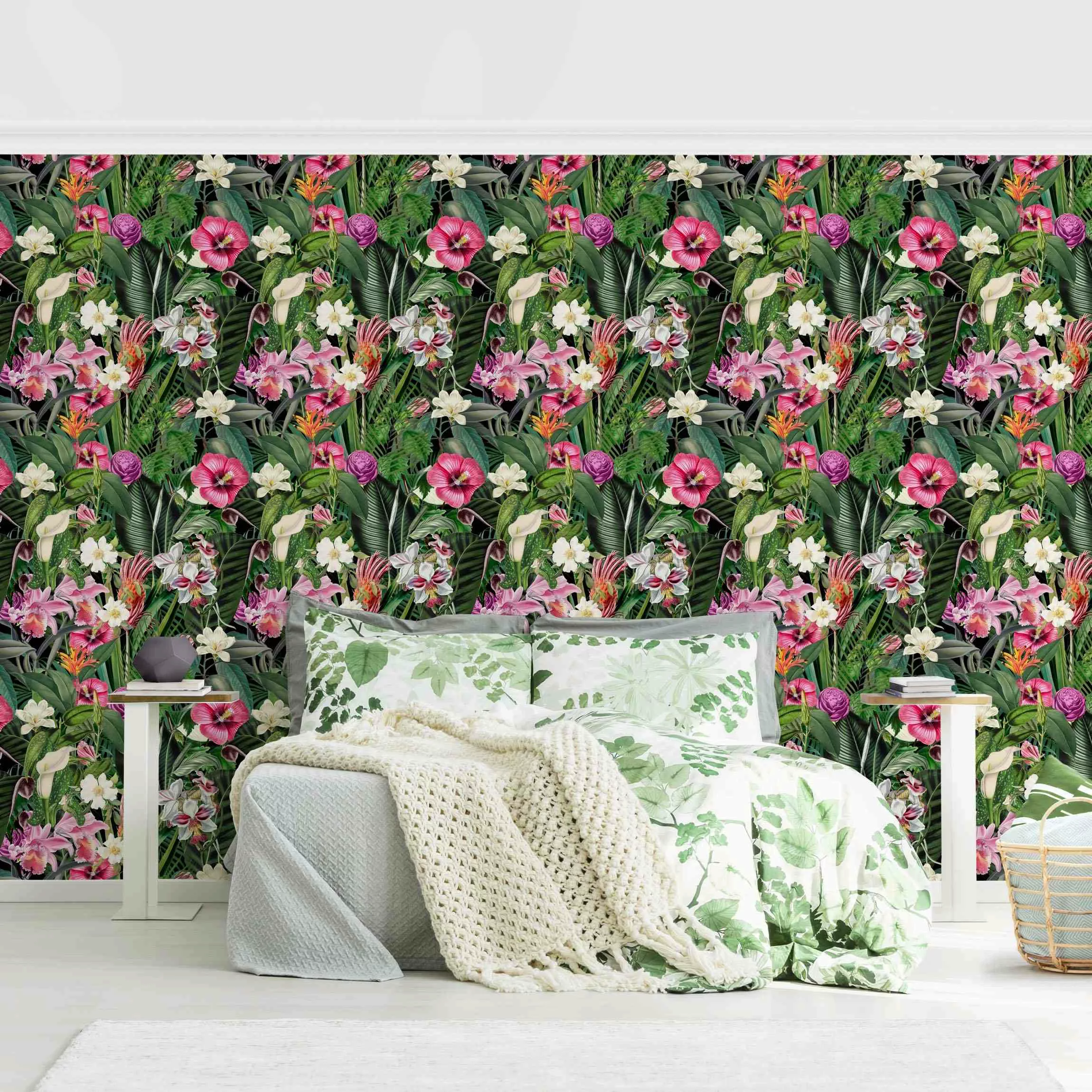 Mustertapete Bunte tropische Blumen Collage günstig online kaufen