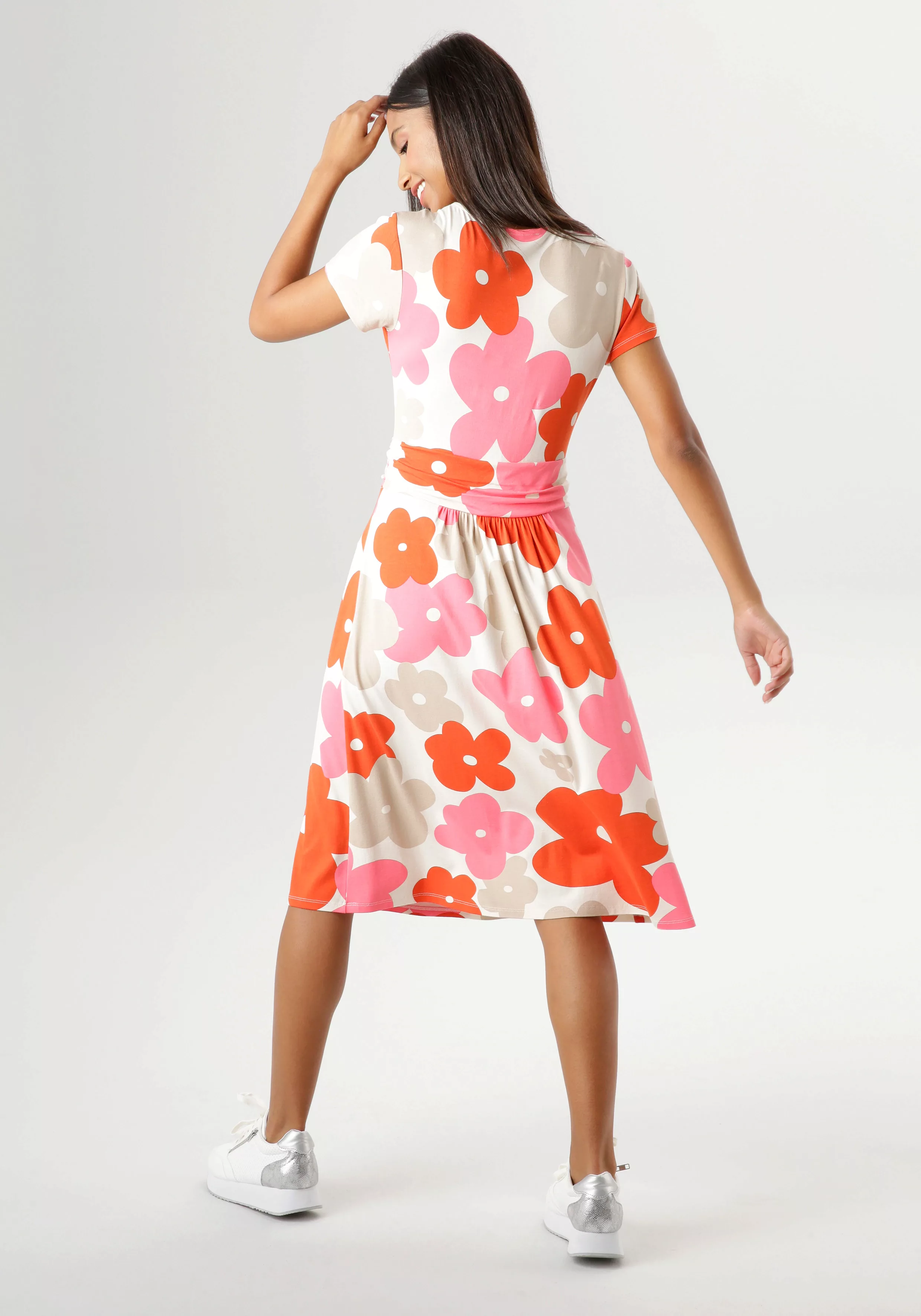 Aniston SELECTED Sommerkleid, mit grafischem Blumendruck - Jedes Teil ein U günstig online kaufen