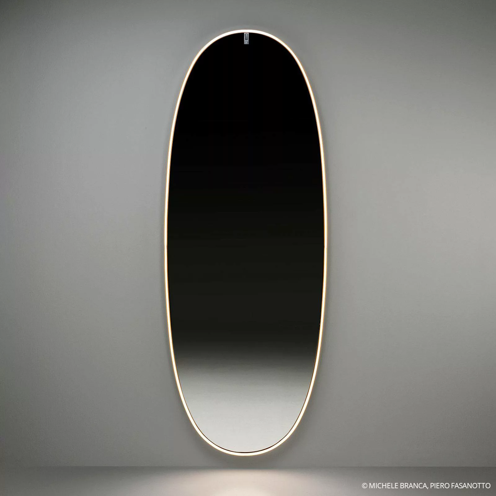Spiegel leuchtend La Plus Belle silber metall LED / By Starck - H 205 cm - günstig online kaufen