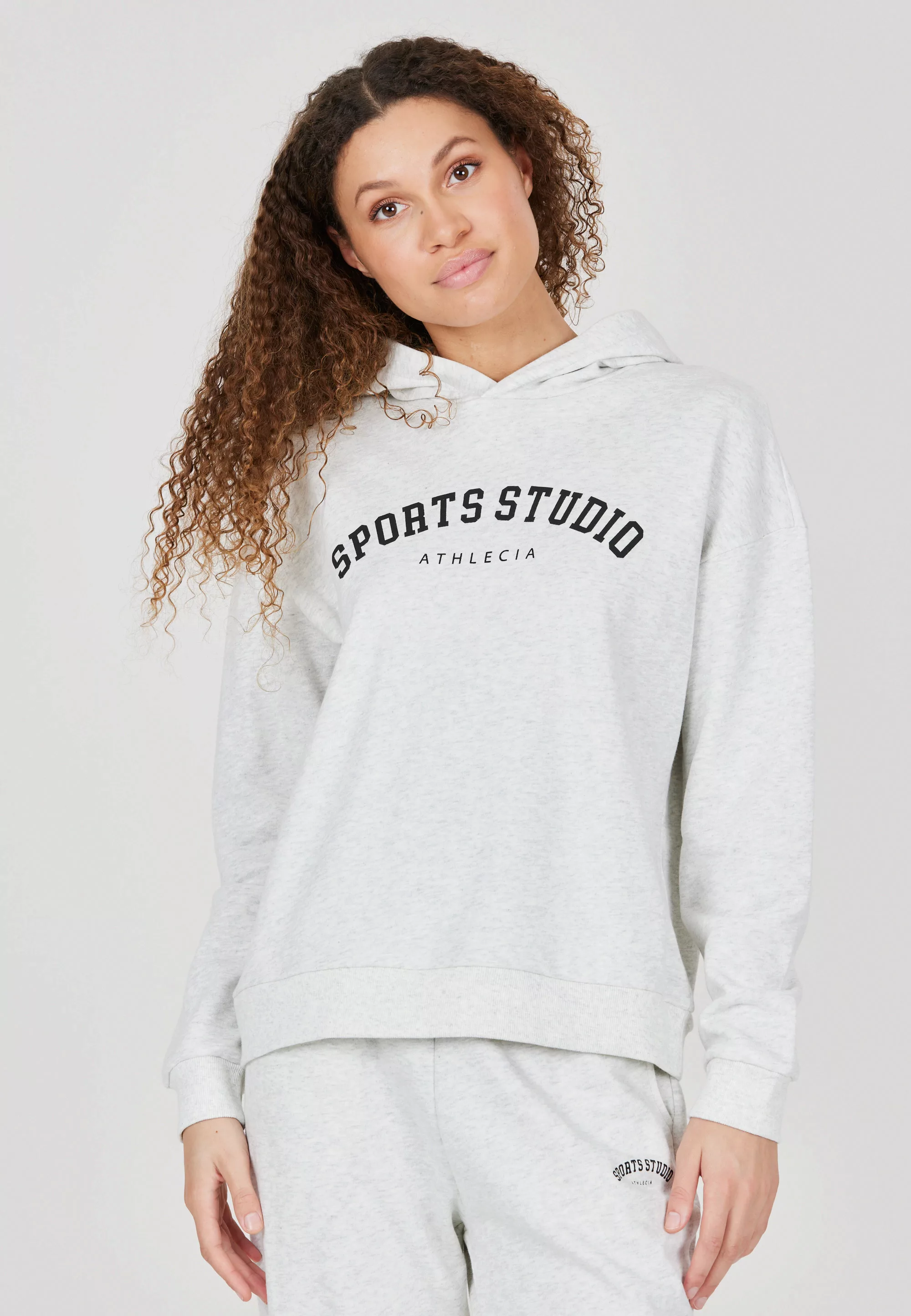 ATHLECIA Kapuzensweatshirt "Studio", mit atmungsaktiver Eigenschaft günstig online kaufen