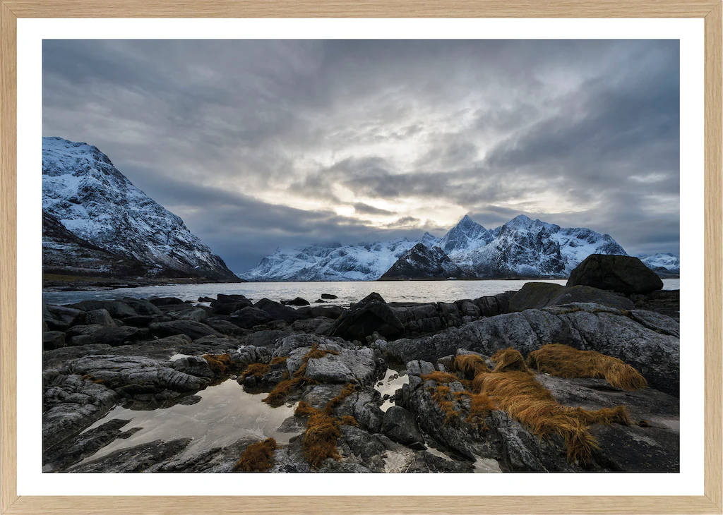 Bönninghoff Bild mit Rahmen "Lofoten - Norwegen", Natur-Seelandschaft-Berge günstig online kaufen