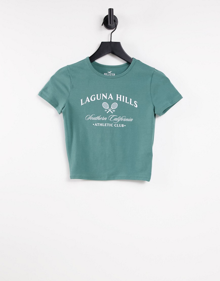 Hollister – T-Shirt in Grün mit Grafikprint günstig online kaufen