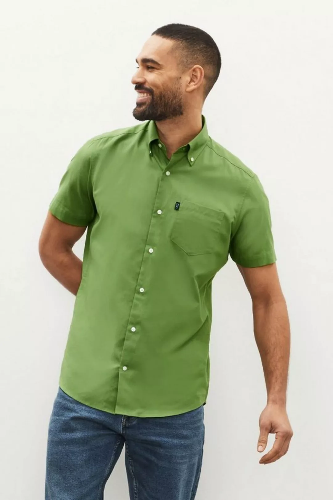 Next Kurzarmhemd Bügelleichtes Slim Fit Button-down-Kurzarmhemd (1-tlg) günstig online kaufen