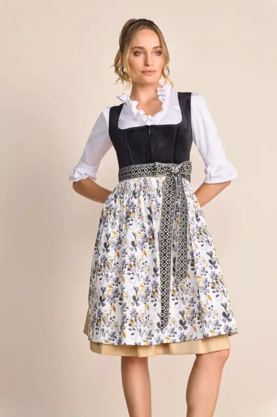 Dirndl Lona (60cm) günstig online kaufen