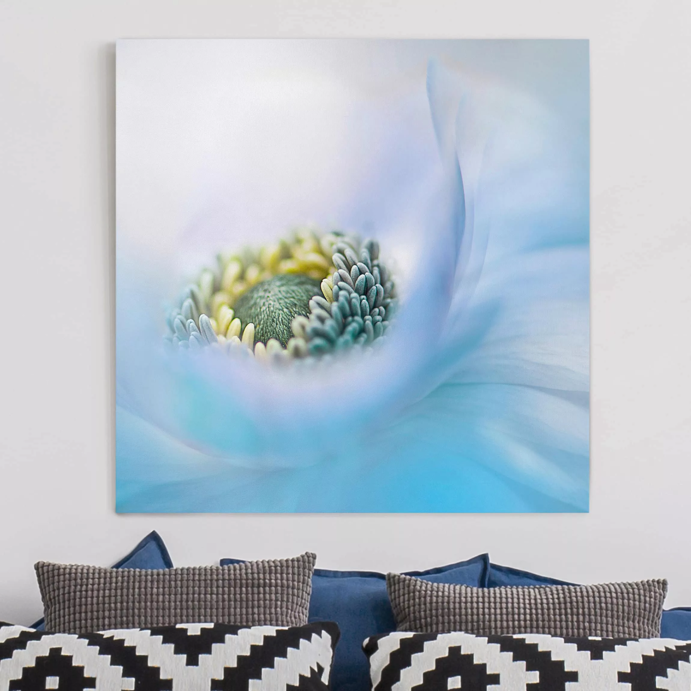 Leinwandbild Blumen - Quadrat Anemone auf dem Fluss günstig online kaufen